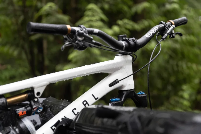 Race Face Era 55mm Riser Bar Gets High On Comfort & Control