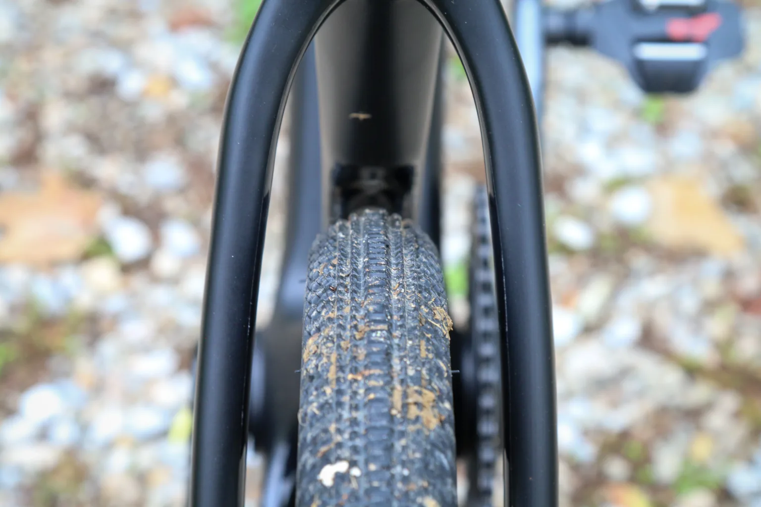 Pivot Vault gravel bike tire clearance