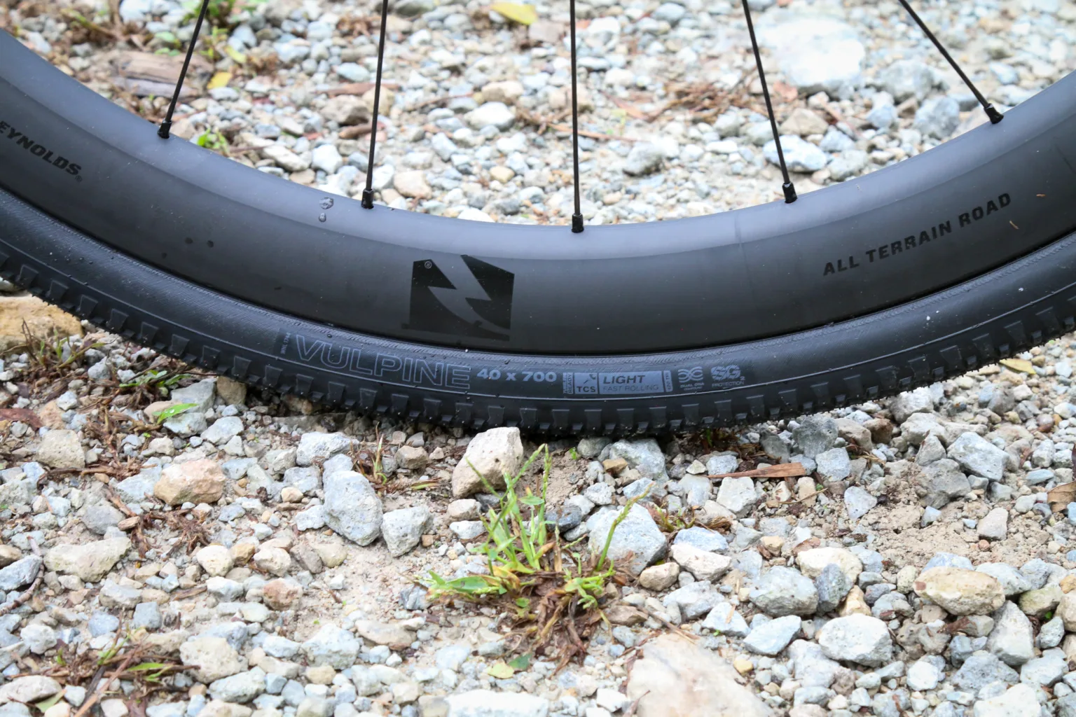 Pivot Vault gravel bike wheels