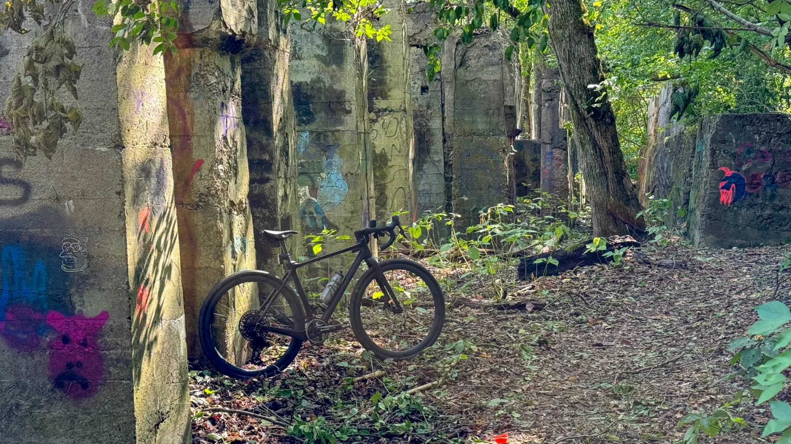 Pivot Vault gravel bike