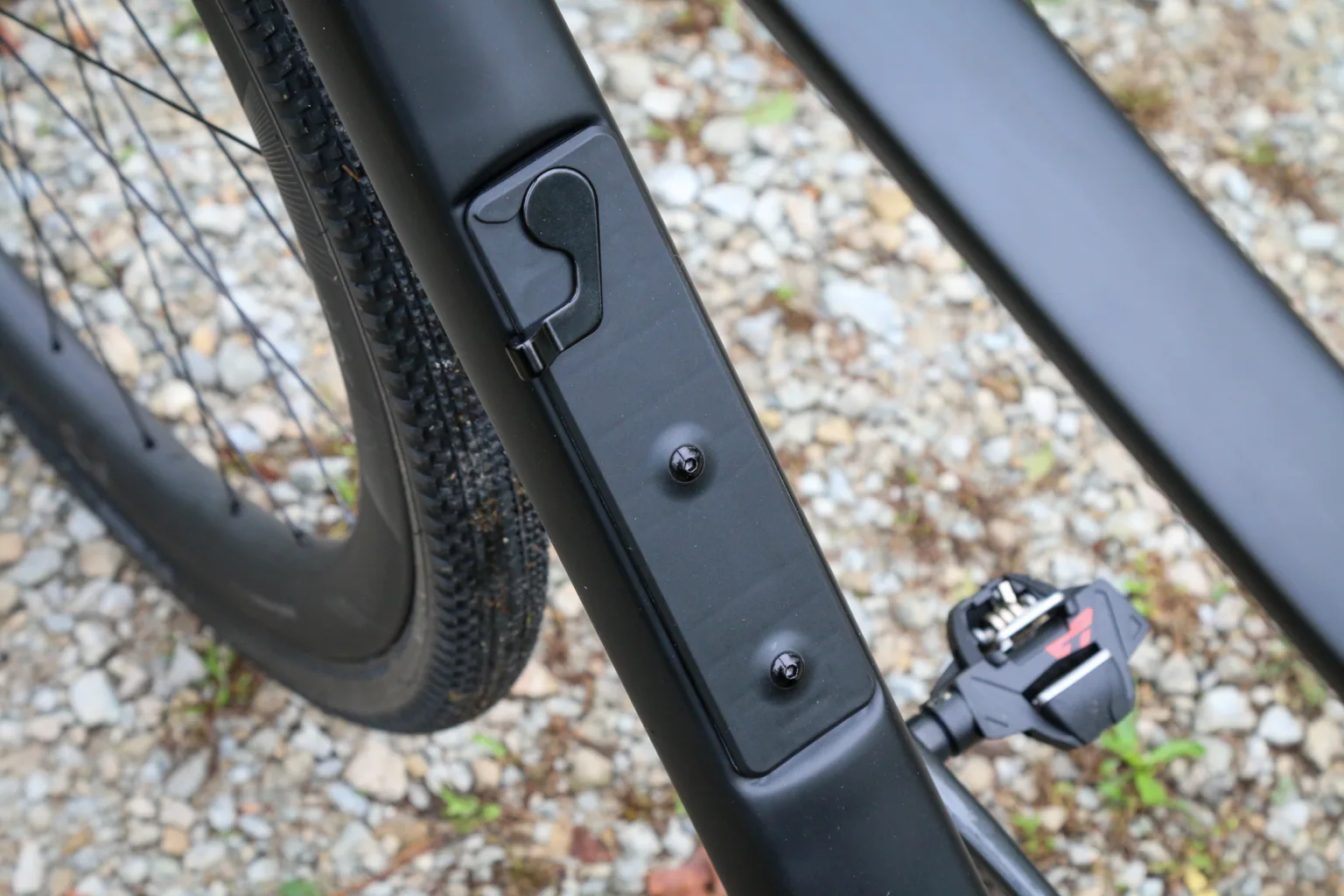 Pivot Vault gravel bike tool shed