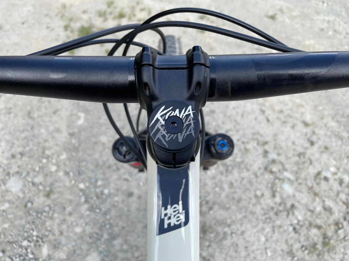 2025 Kona Hei Hei CR, steering angle