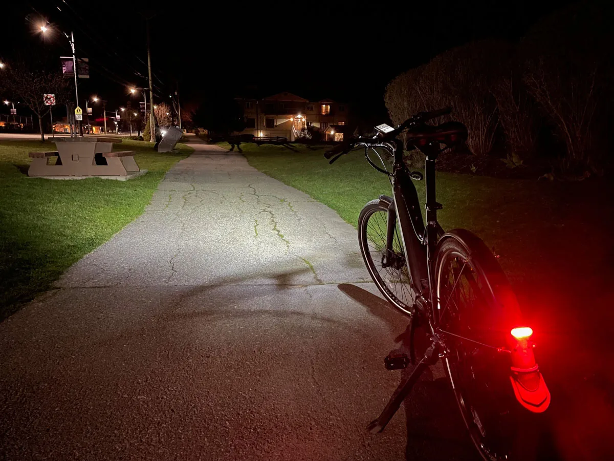 Priority Current Plus, lights
