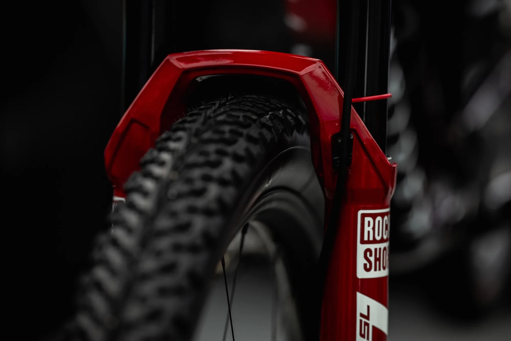 tire clearance on the new SID SL fork