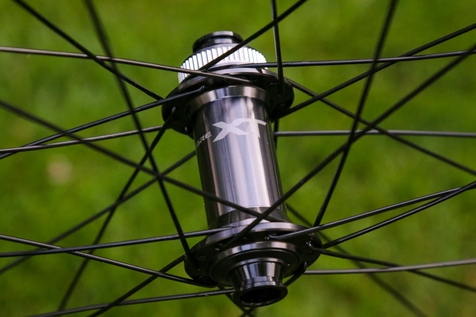 Shimano XT front hub