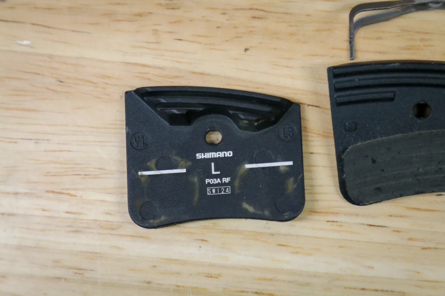 Shimano XTR Di2 wireless brake pad noise fix