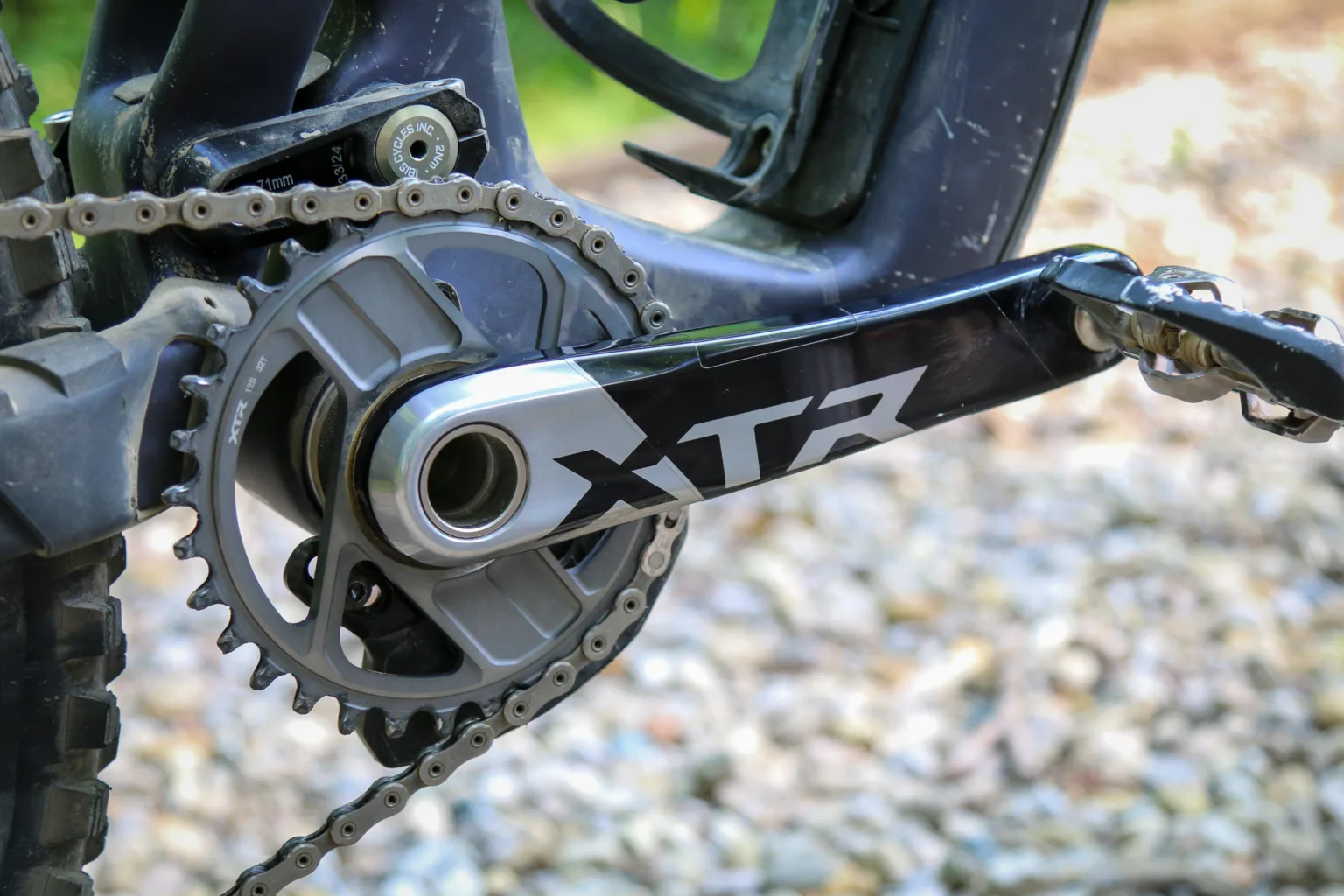 Shimano XTR Di2 wireless crankset enduro