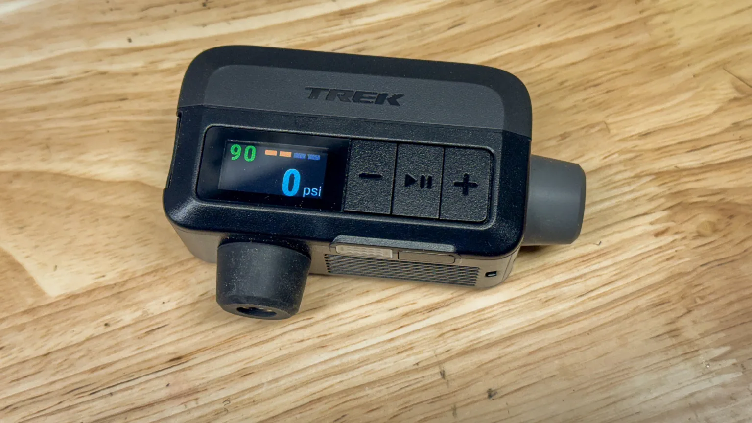 Trek Air Rush electric battery powered pump details