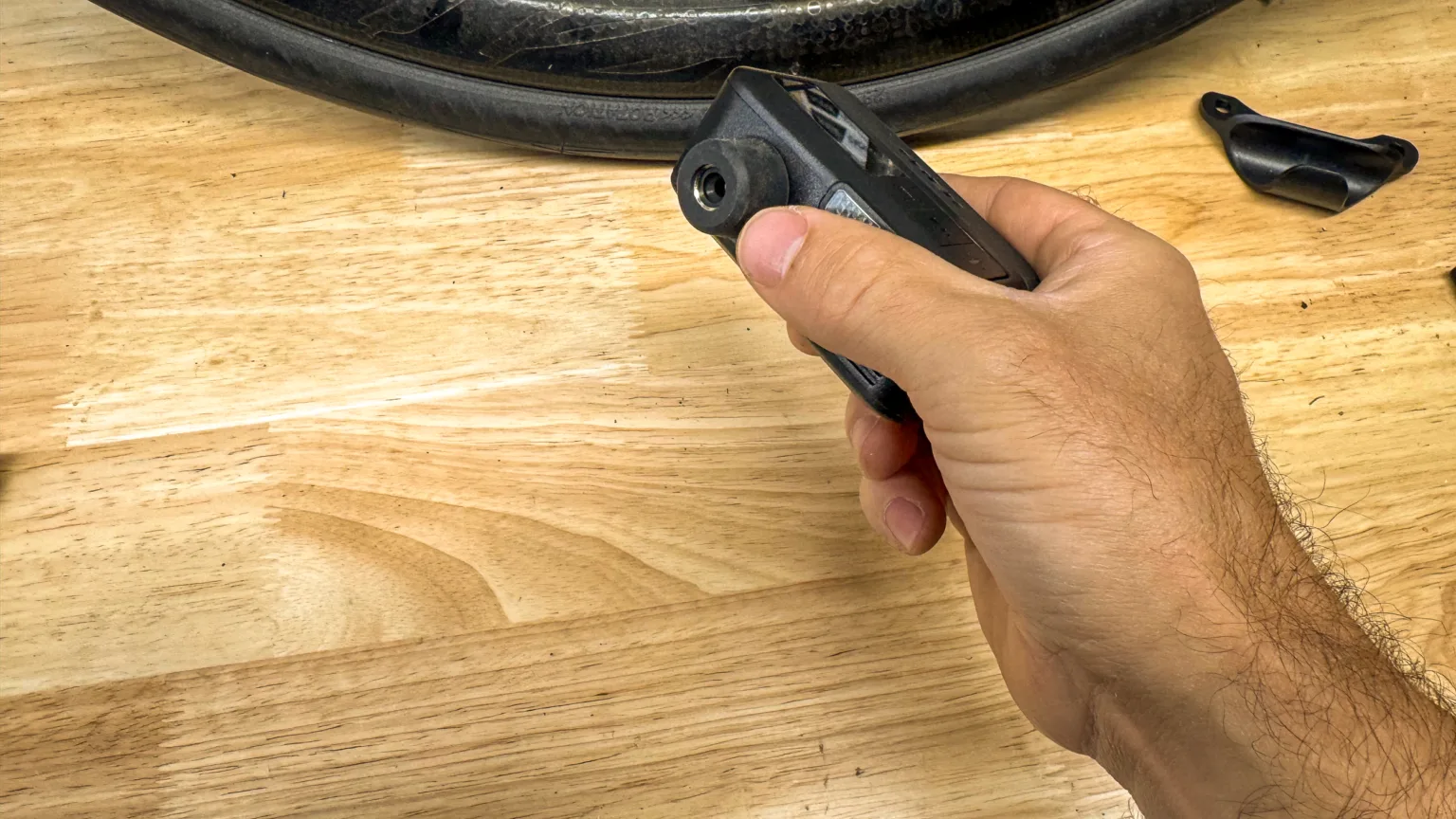 Trek Air Rush electric battery powered pump how to hold