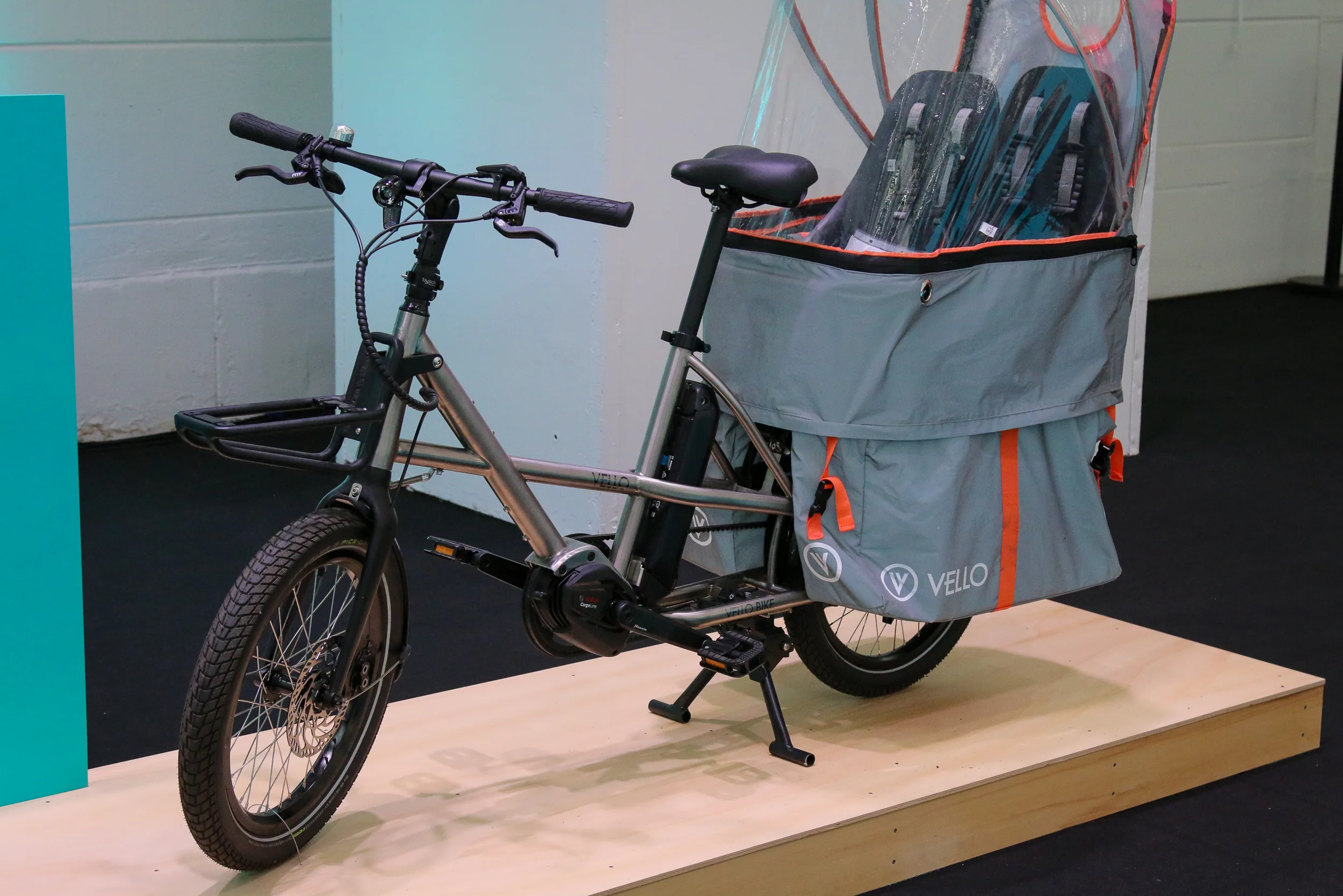 Vello cargo bike titanium