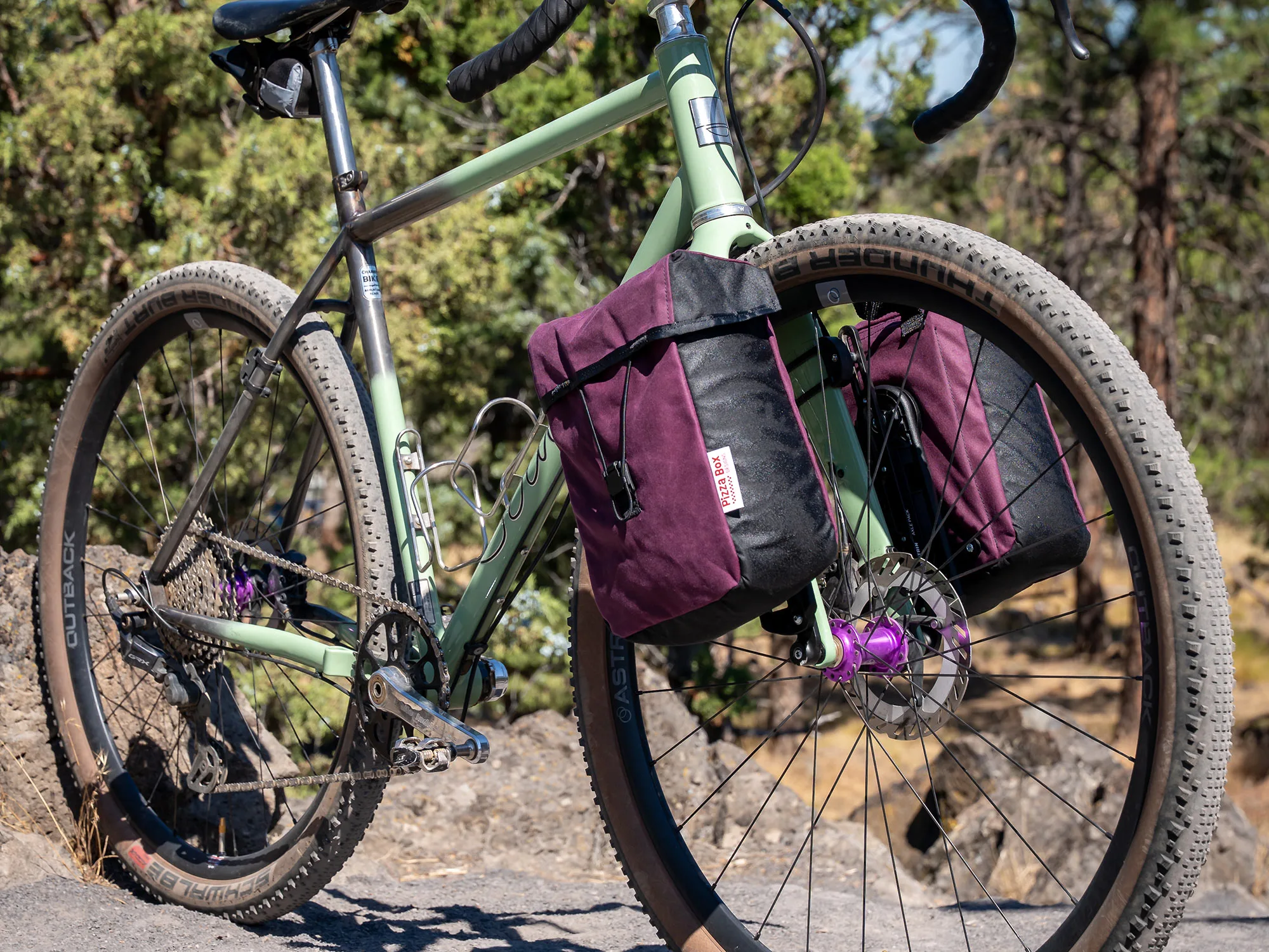 Old Man Mountain FLiP cages add more options, Pizza Box