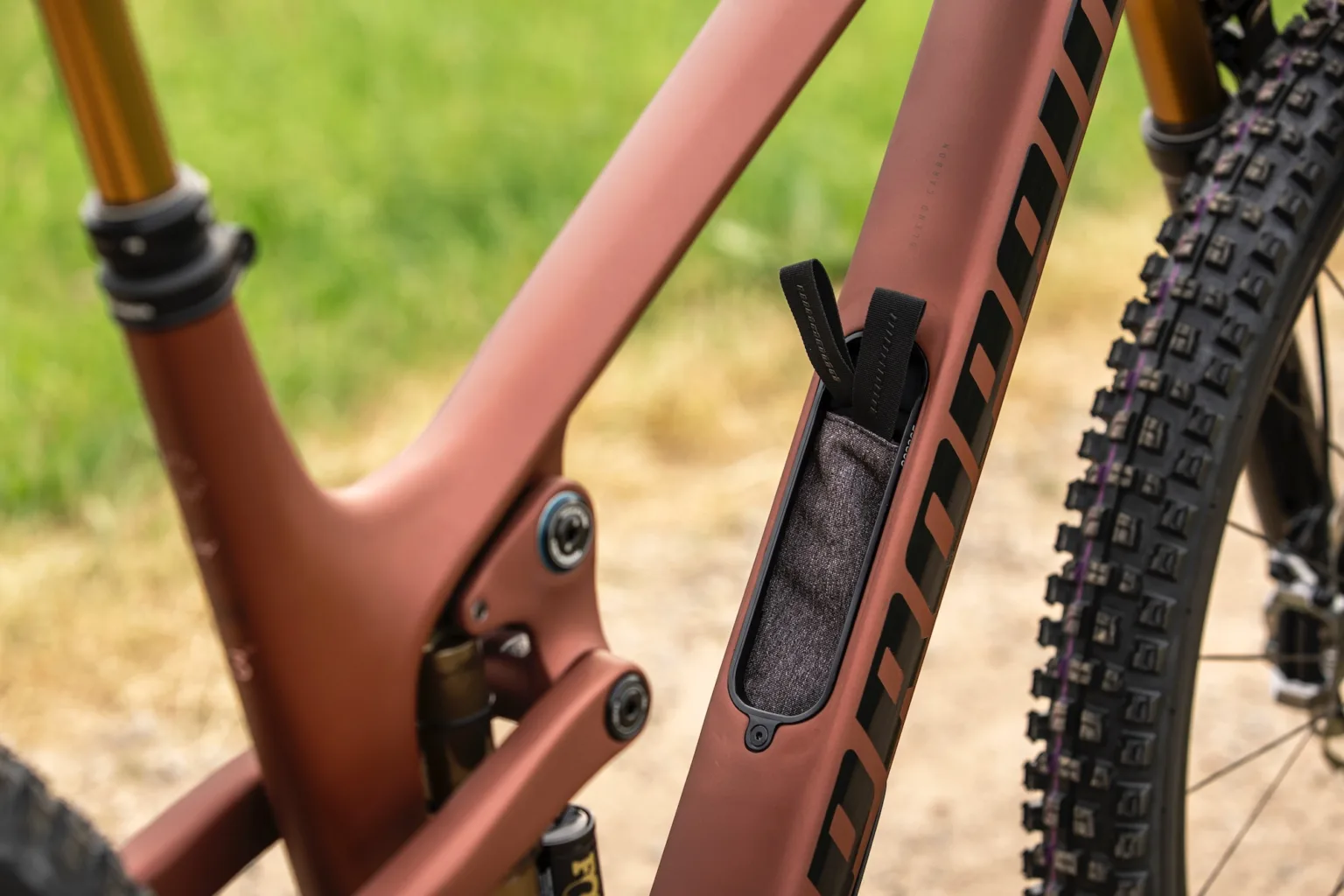 Frame pocket with the door off