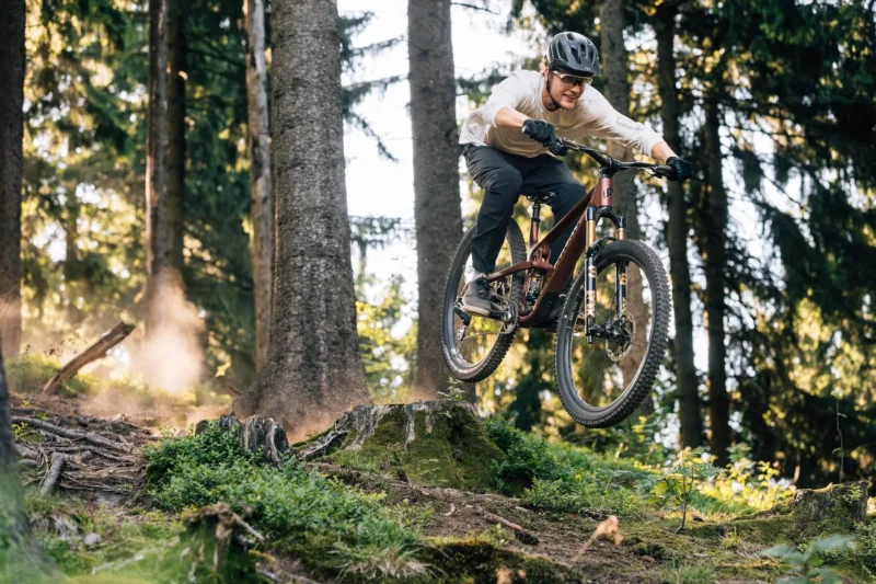 Propain Aims For the Trail Bike Sweet Spot With Updated Hugene