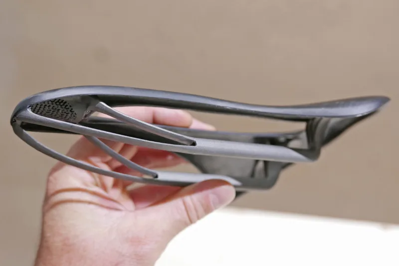 Alpitude Wild Prototype 3D-Printed Ti Leaf Spring Saddle, Ultralight Posts, Cages & More!