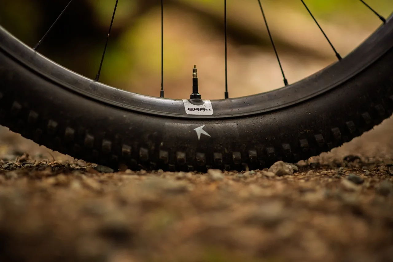 Race Face Era SL Wheelset hero