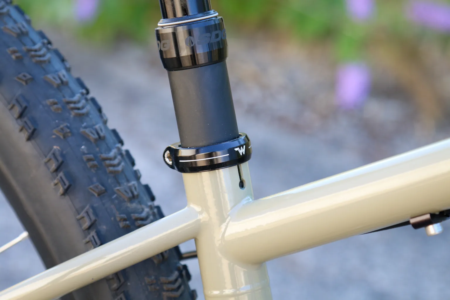 white industries seat post collar