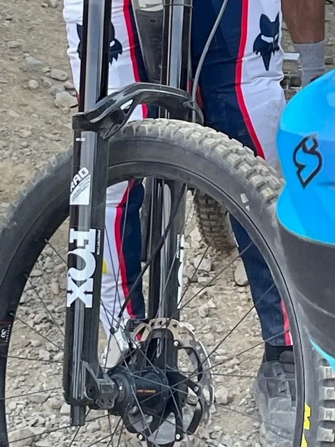 a closer shot of the prototype Fox 40 fork