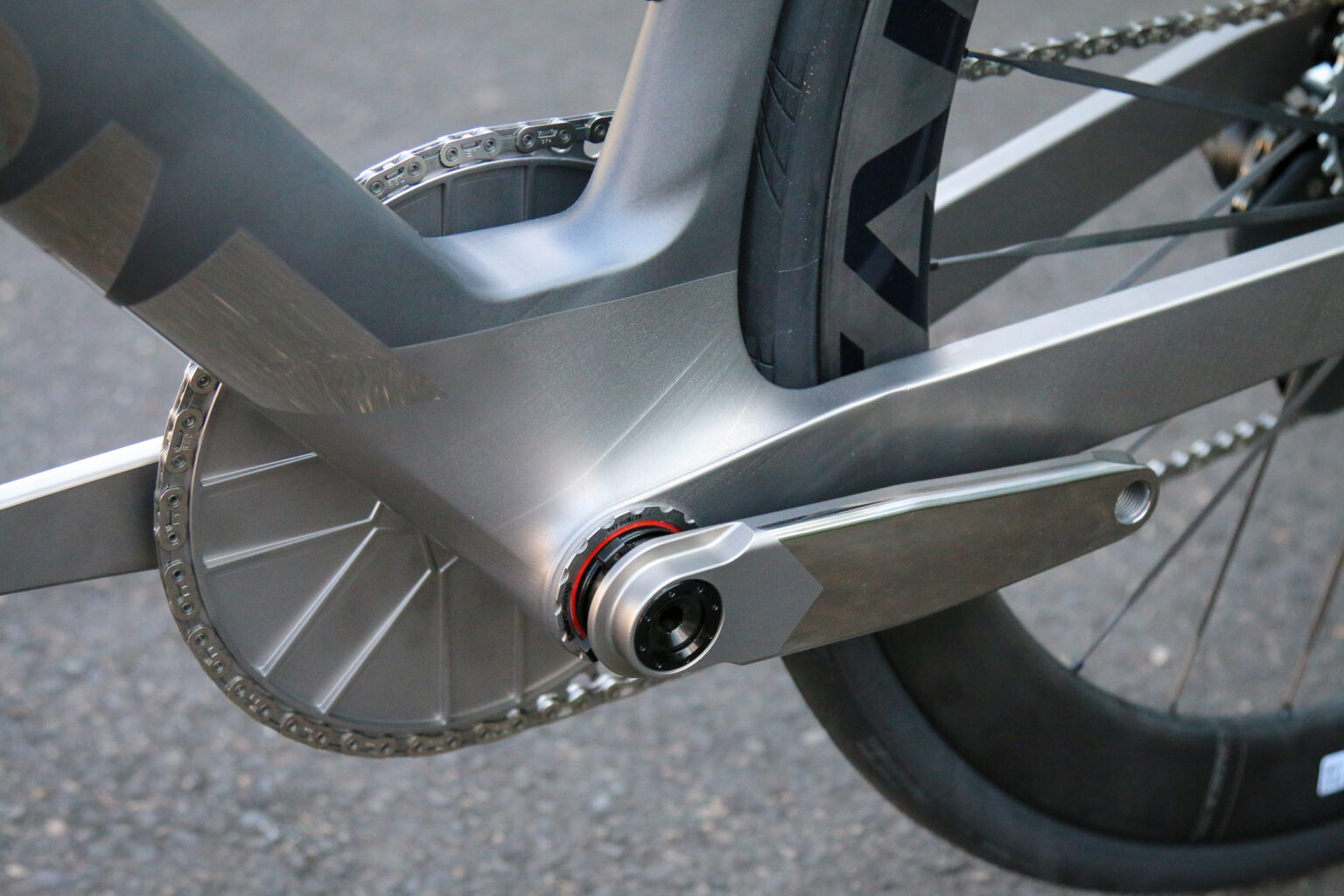 No22 Reactor aero road bike 3d printed titanium bottom bracket assembly