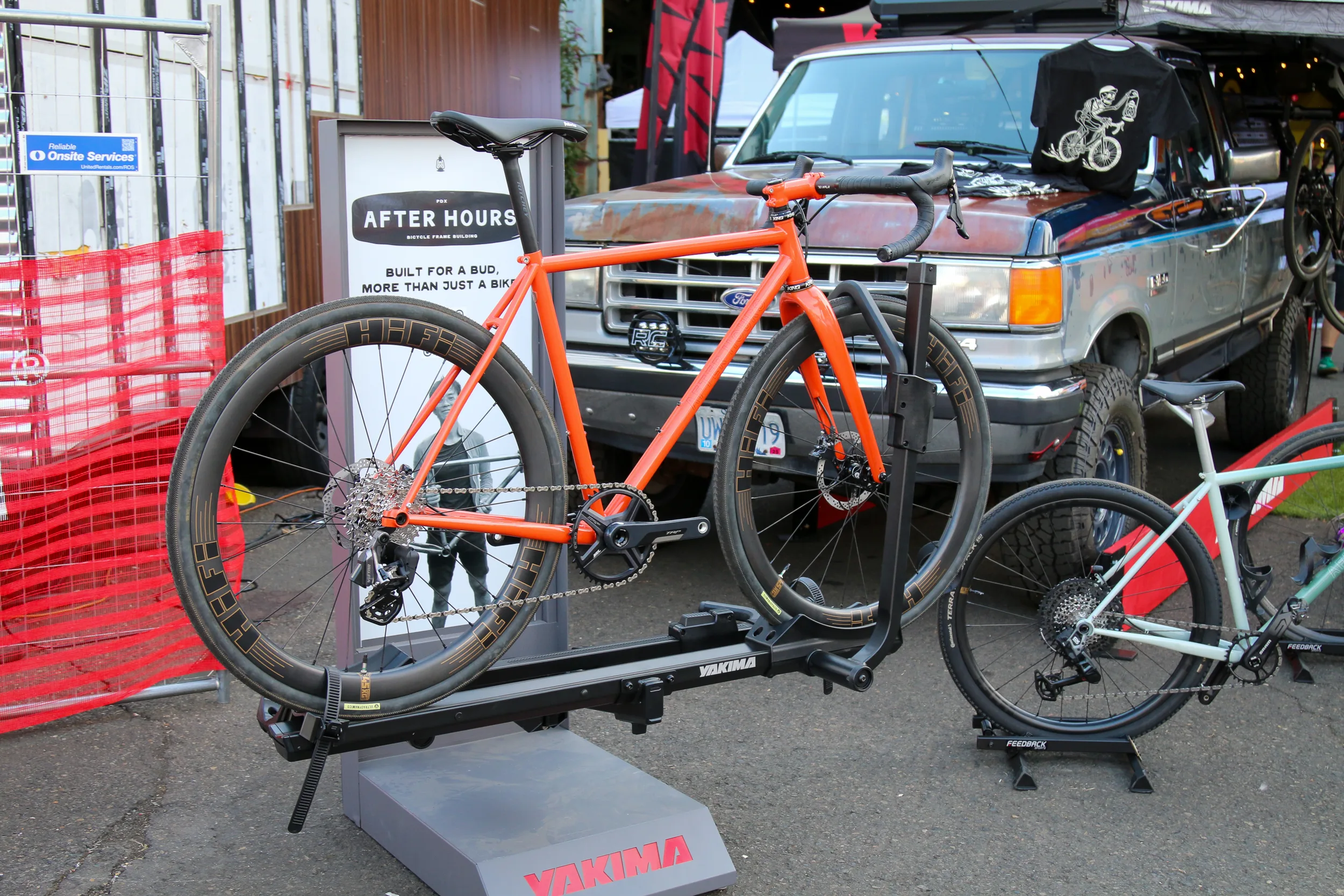 Yakima Hold Up Step Up Swing new racks 2026 MADE show12