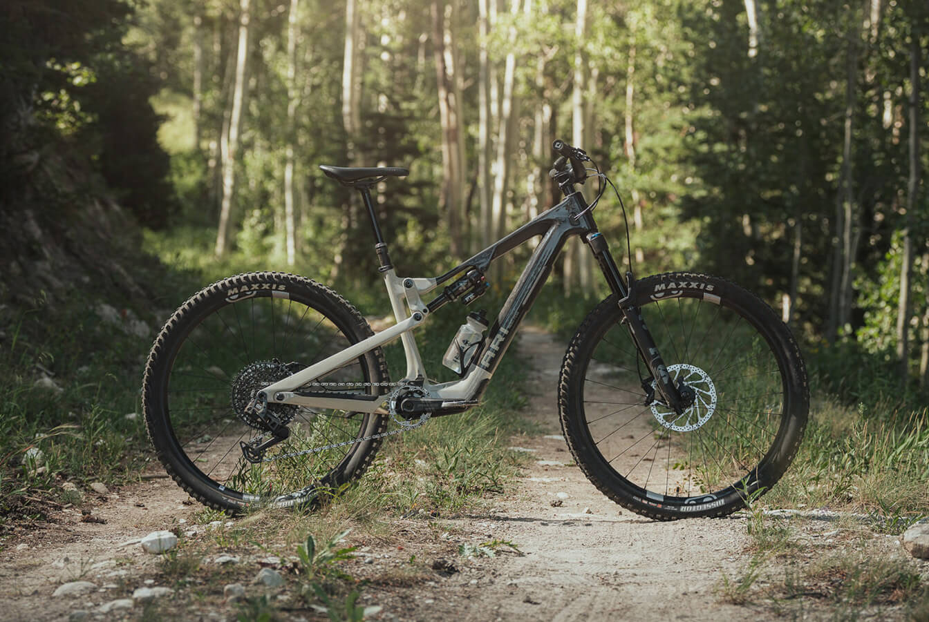 side view of ari nebo peak lightweight trail e-mountain bike.