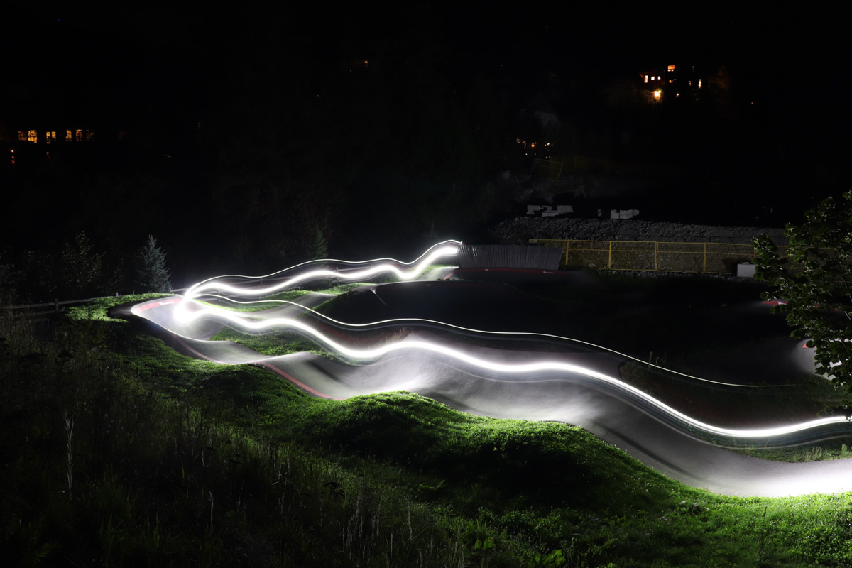 Full On Lighting MB6, pumptrack