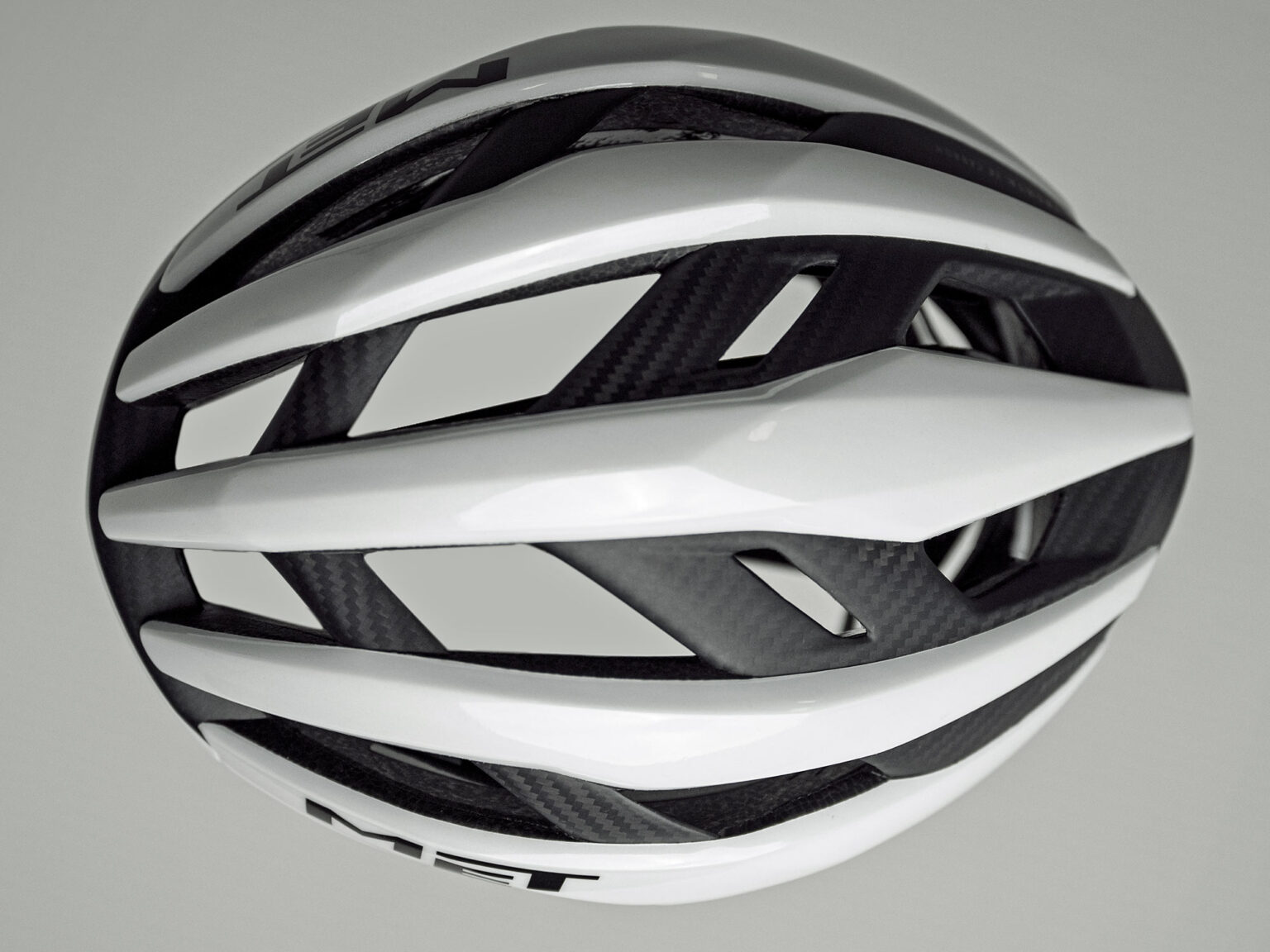 2025 MET Trenta 3K Carbon MIPS vented road helmet, top view