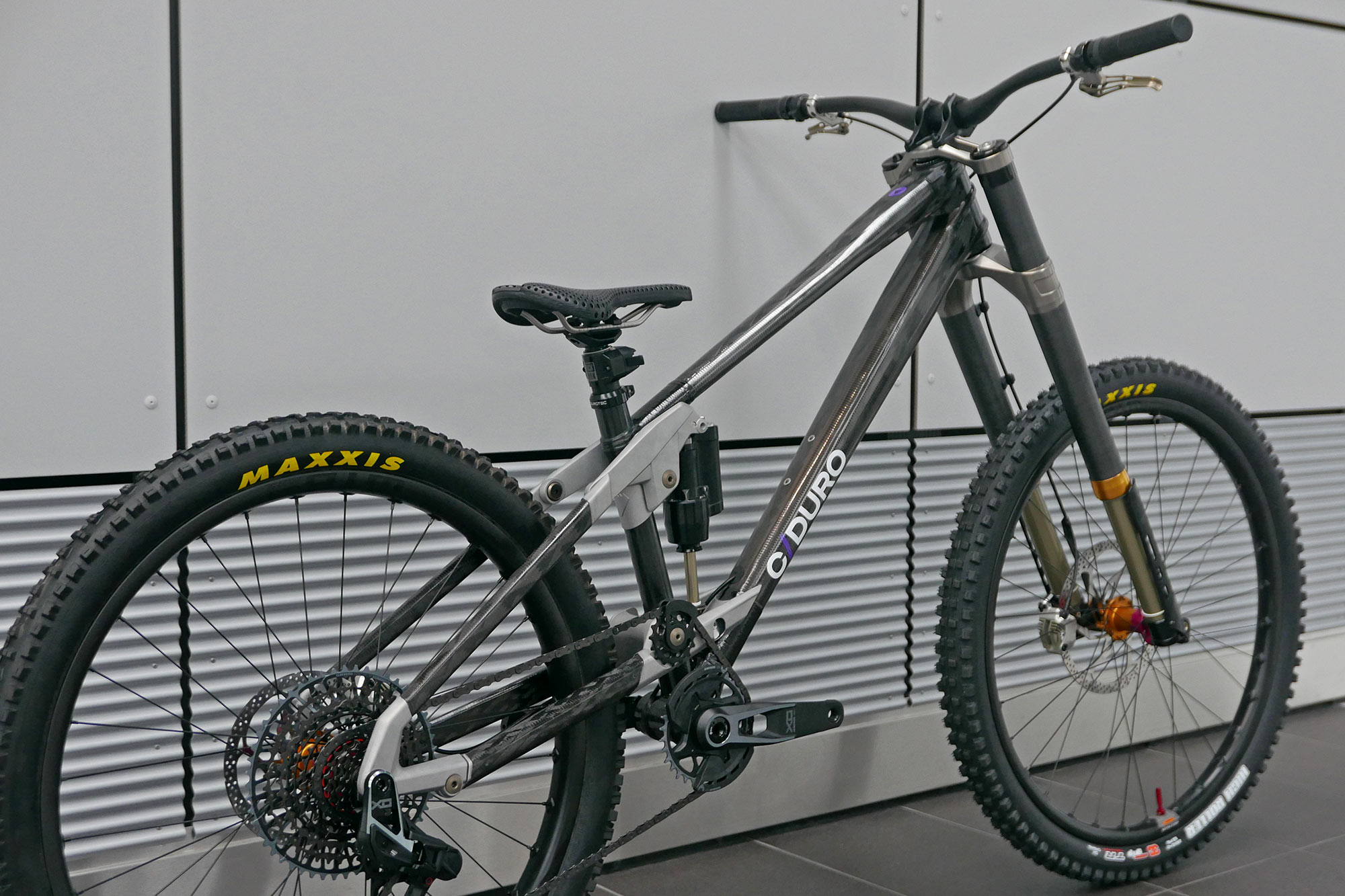 CDuro Semik High Pivot Prototype 02, C/Duro Šemík will be a Czech-made carbon enduro gravity mountain bike, rear angled view