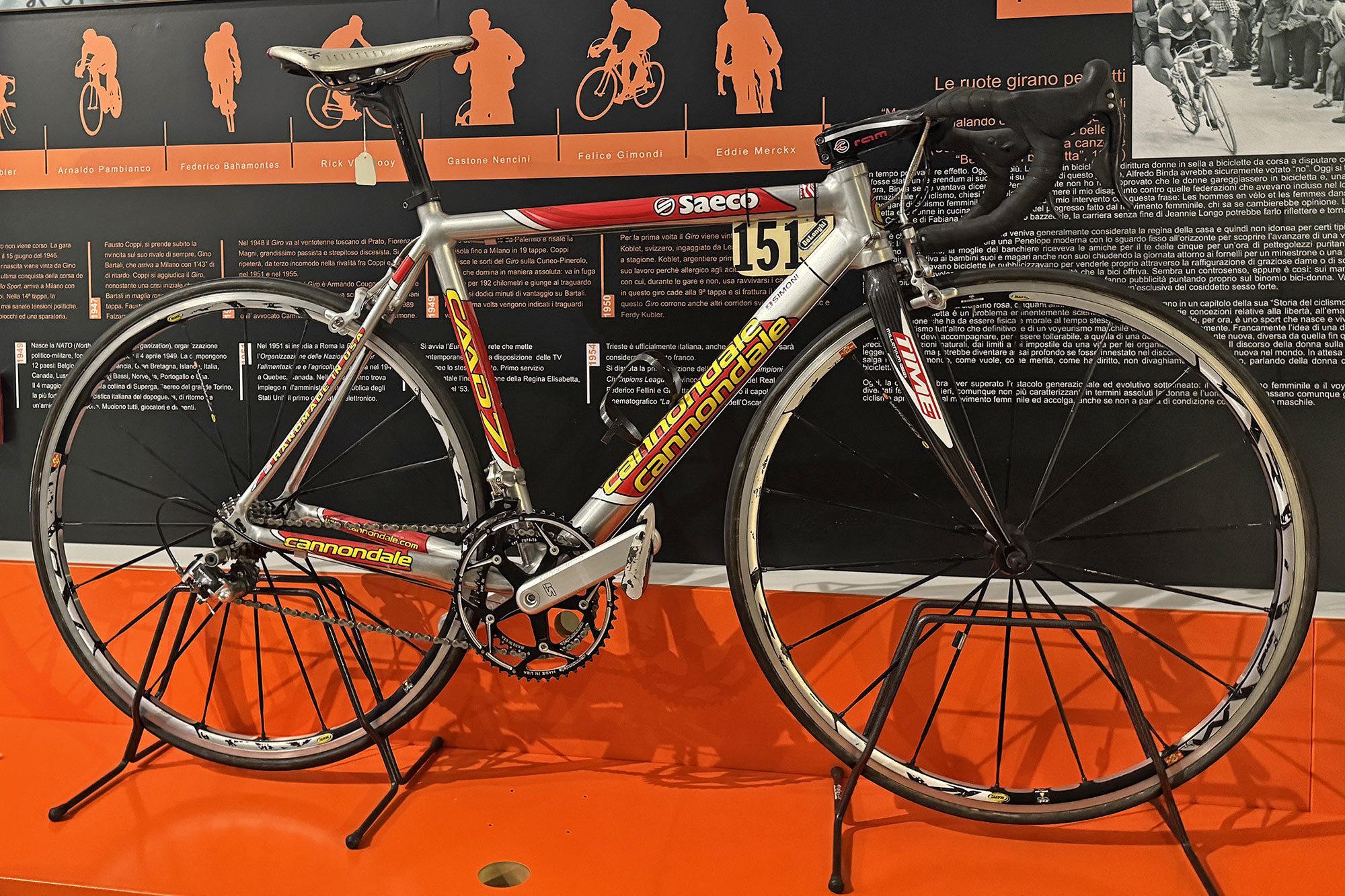 Ghisallo Museum: 2003 Giro d'Italia winner's alloy Cannondale CAAD7 of Gilberto Simoni