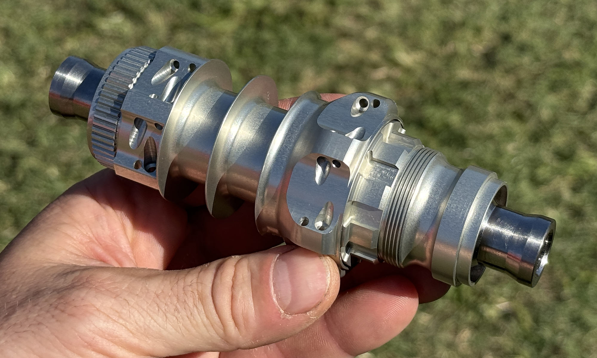 Lavelle road bike ratchet hub, 7.5° fast engagement, 48 POE