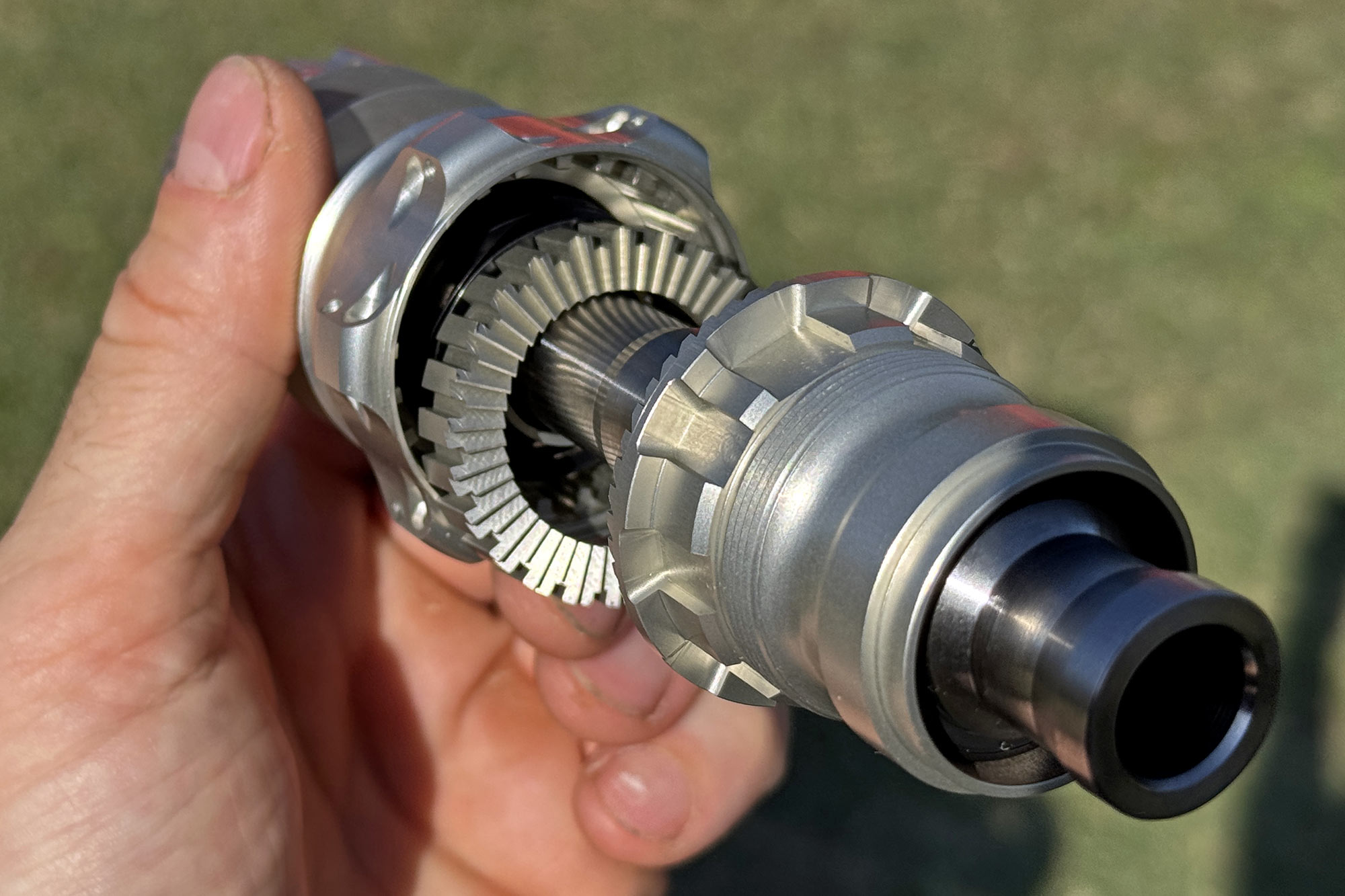 Lavelle road bike ratchet hub, 7.5° fast engagement, 48 POE inside