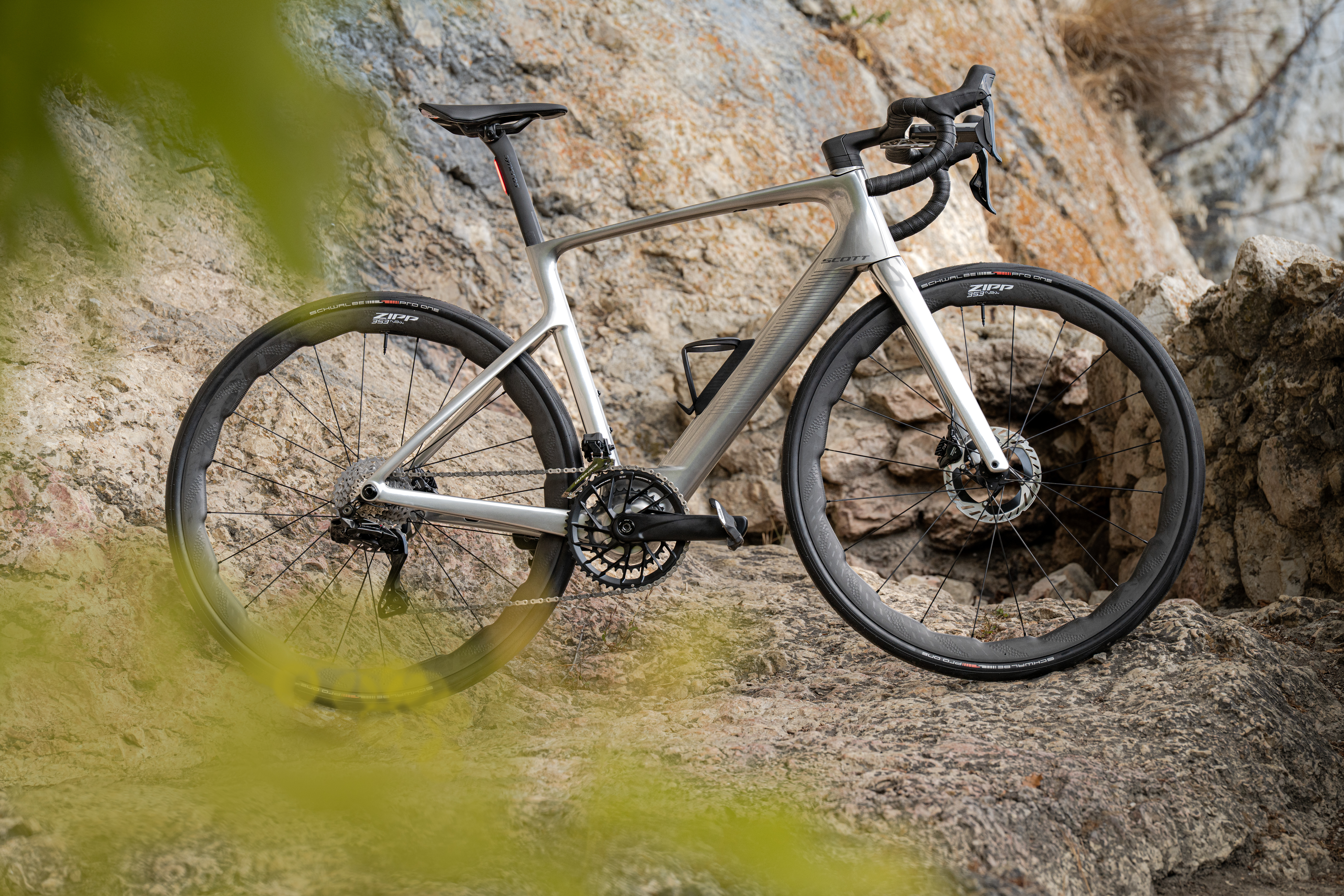 The New Scott Fastlane is a Standard Road Bike… Or is it?