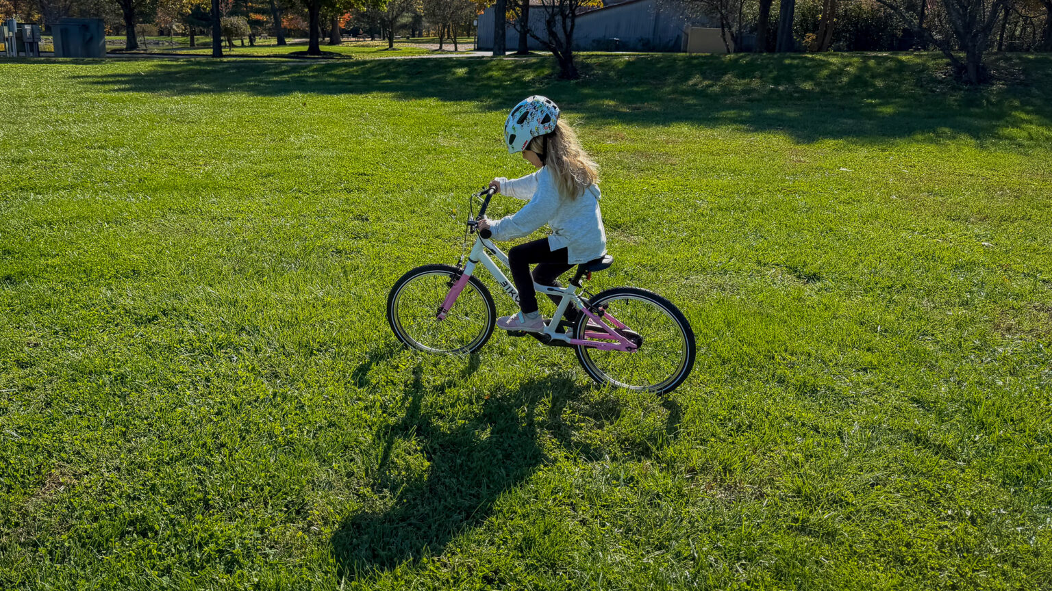 riding Biky Air 20