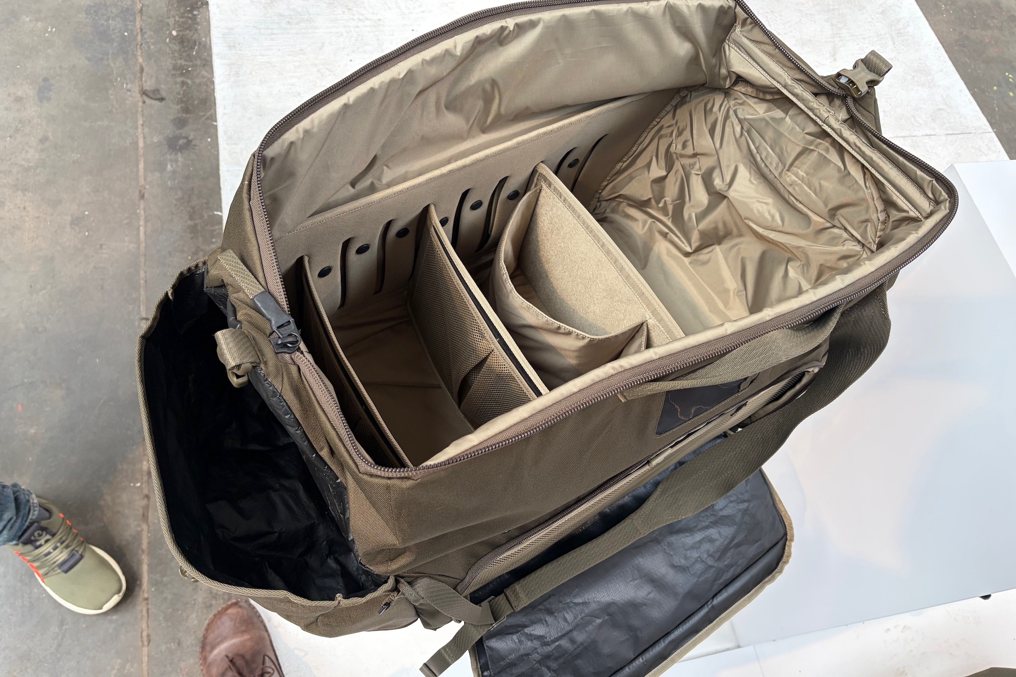 the Thule MTB Duffel open