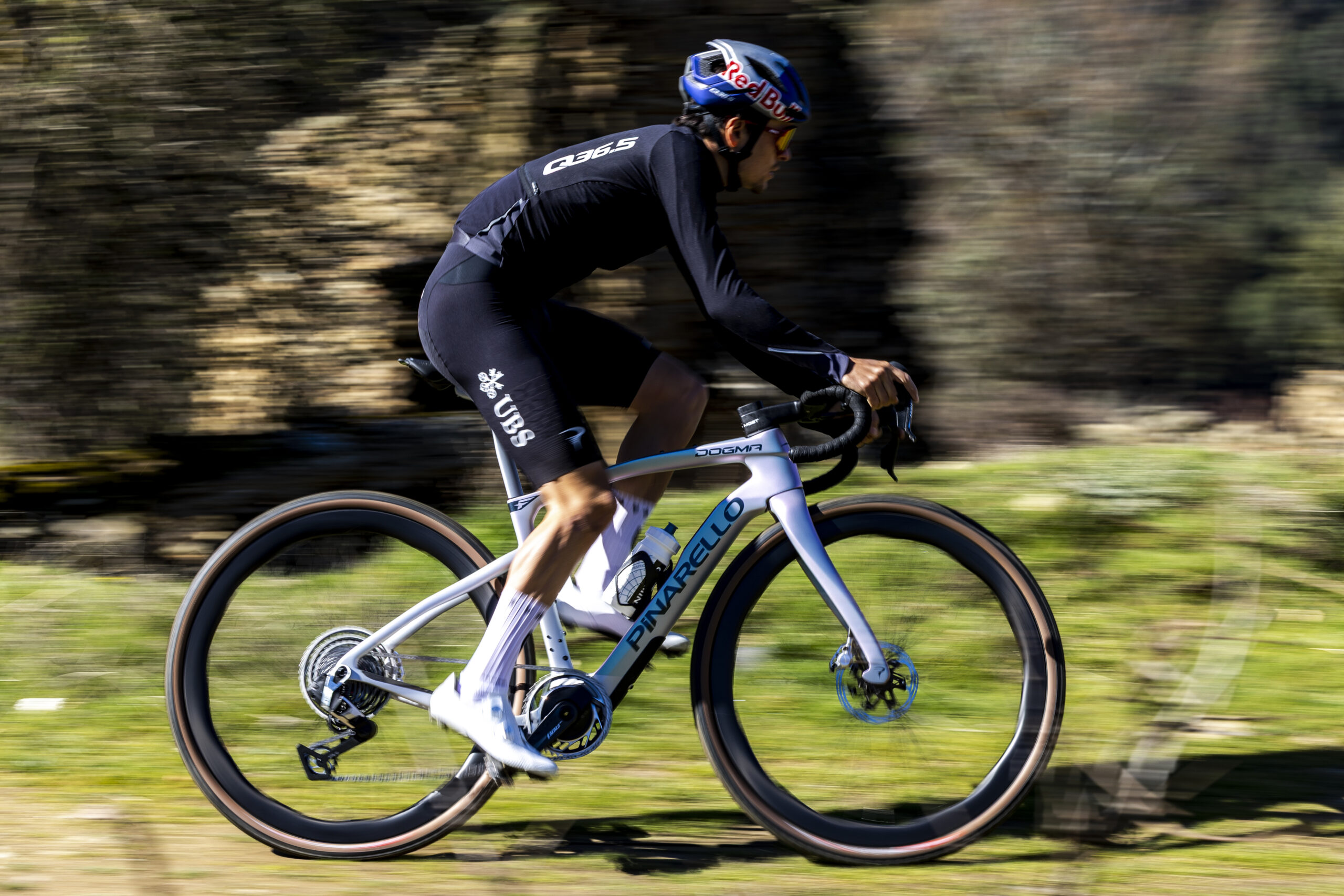 Pinarello – Q36.5 Pro Cycling Team Tom