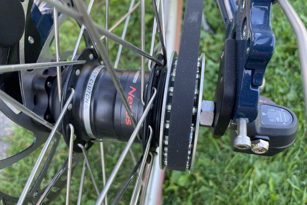 Priority Bicycles Glide, Nexus hub
