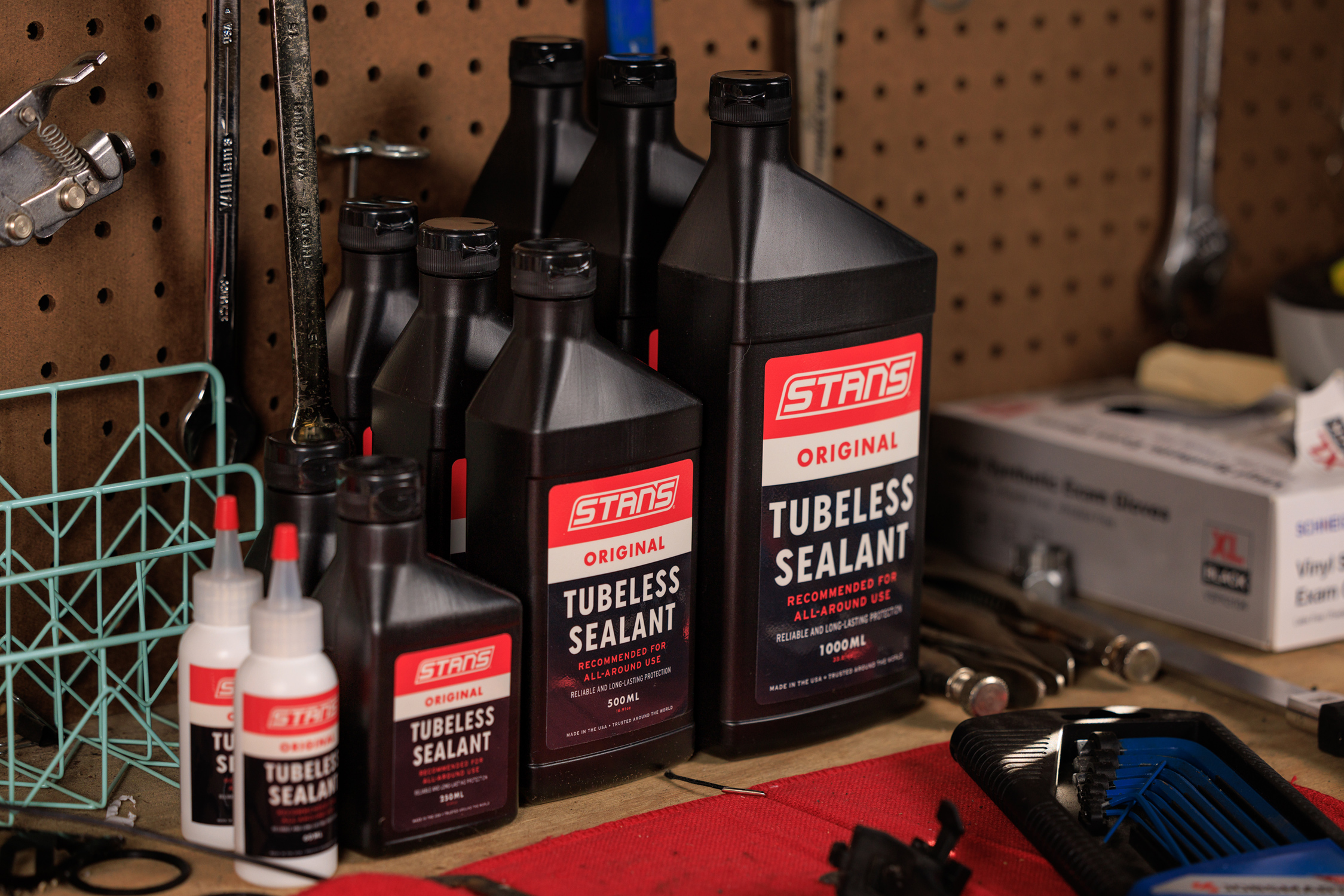 Stan's tubeless tire sealant