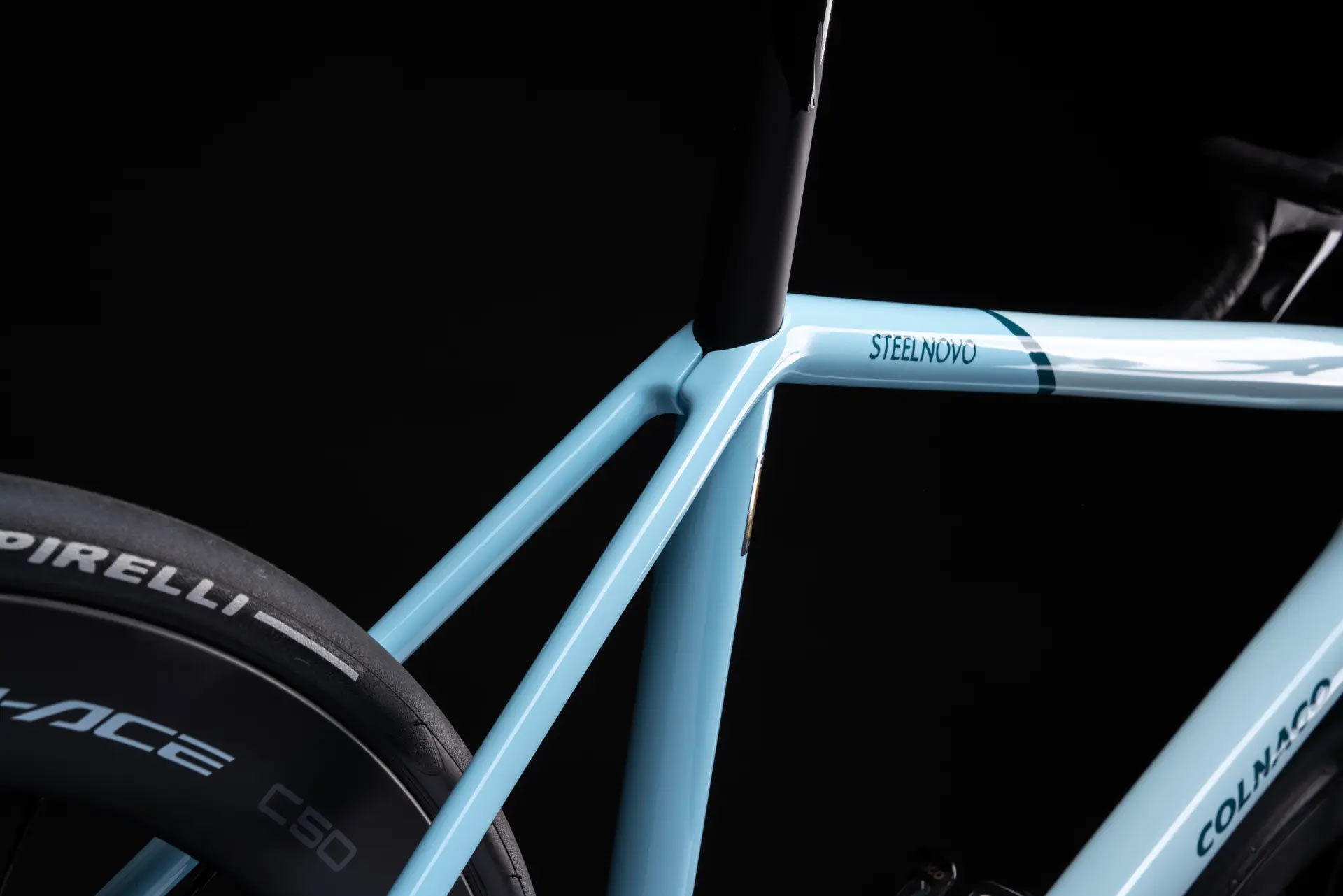 closeup details of colnago steelnovo 3d-printed steel road bike.
