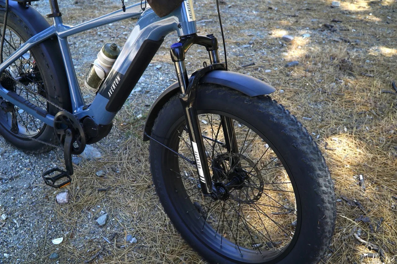 2025 Ron's Editor's Choice Aventon Aventure M fork