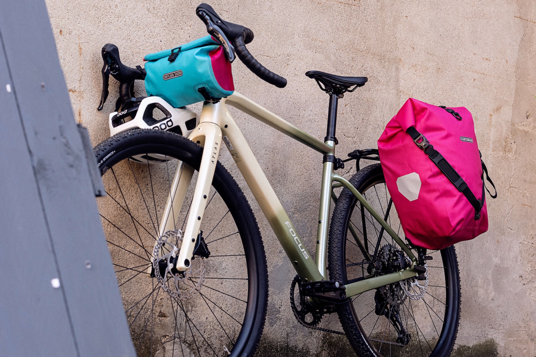 a bike with the Ortlied Back Roller and Velo-Sling in the Cyber Line colors
