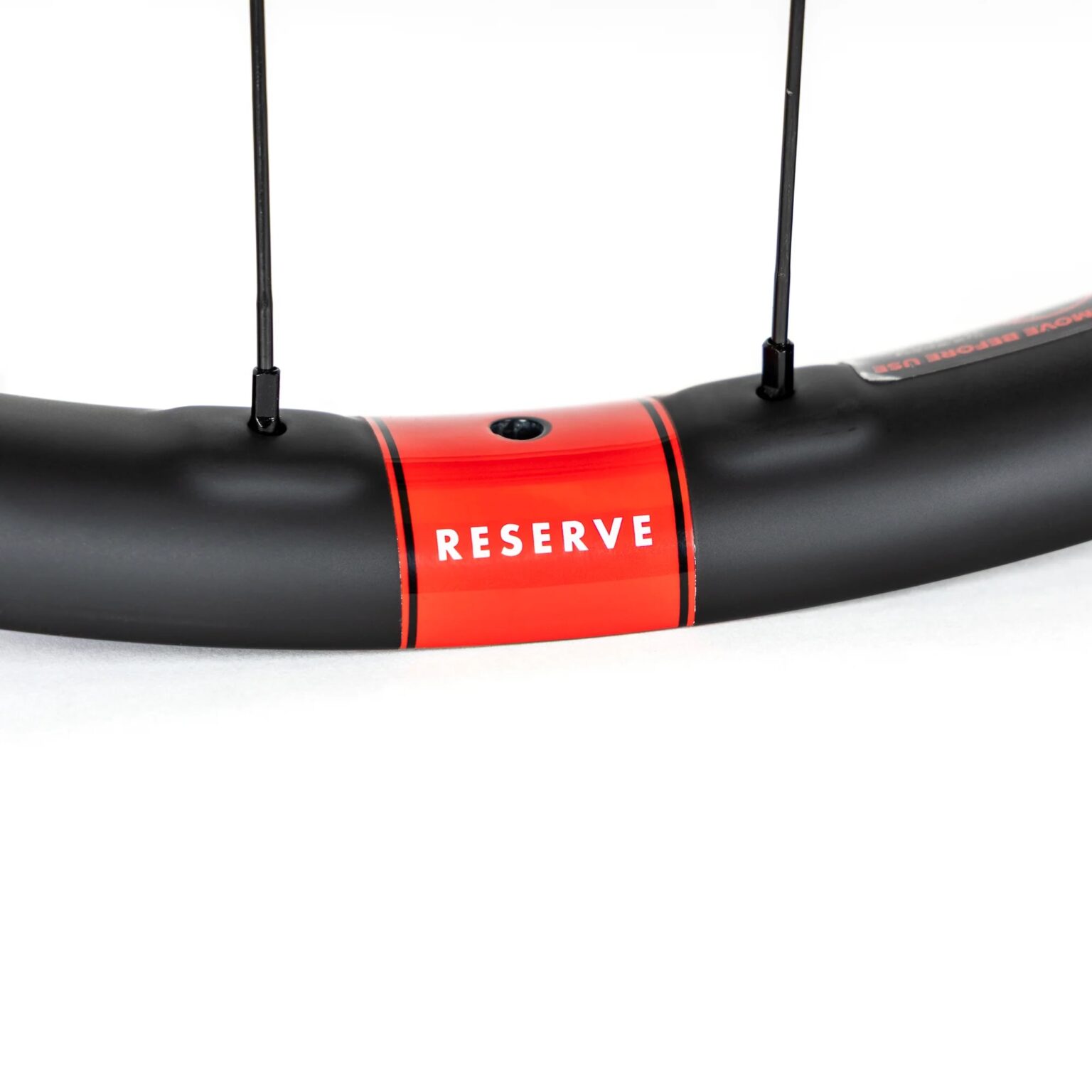 studio image of the reserve 30 HD rim