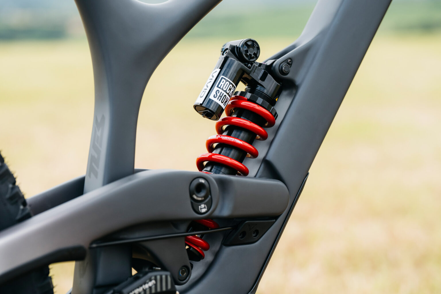 Rock Shox suspension on YT Tues Limited 2025