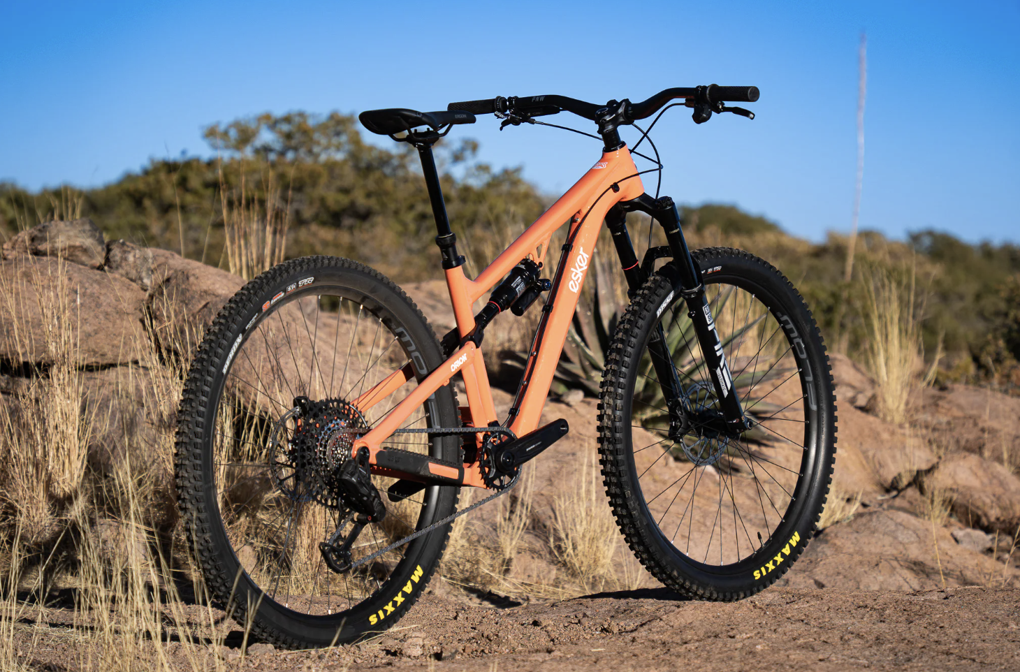 Esker Howdy trail bike
