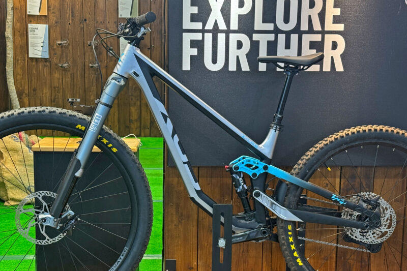 Ten 32″ Bikes in Taipei, Each With a Different Fork, But Still Only a Few Tire Options
