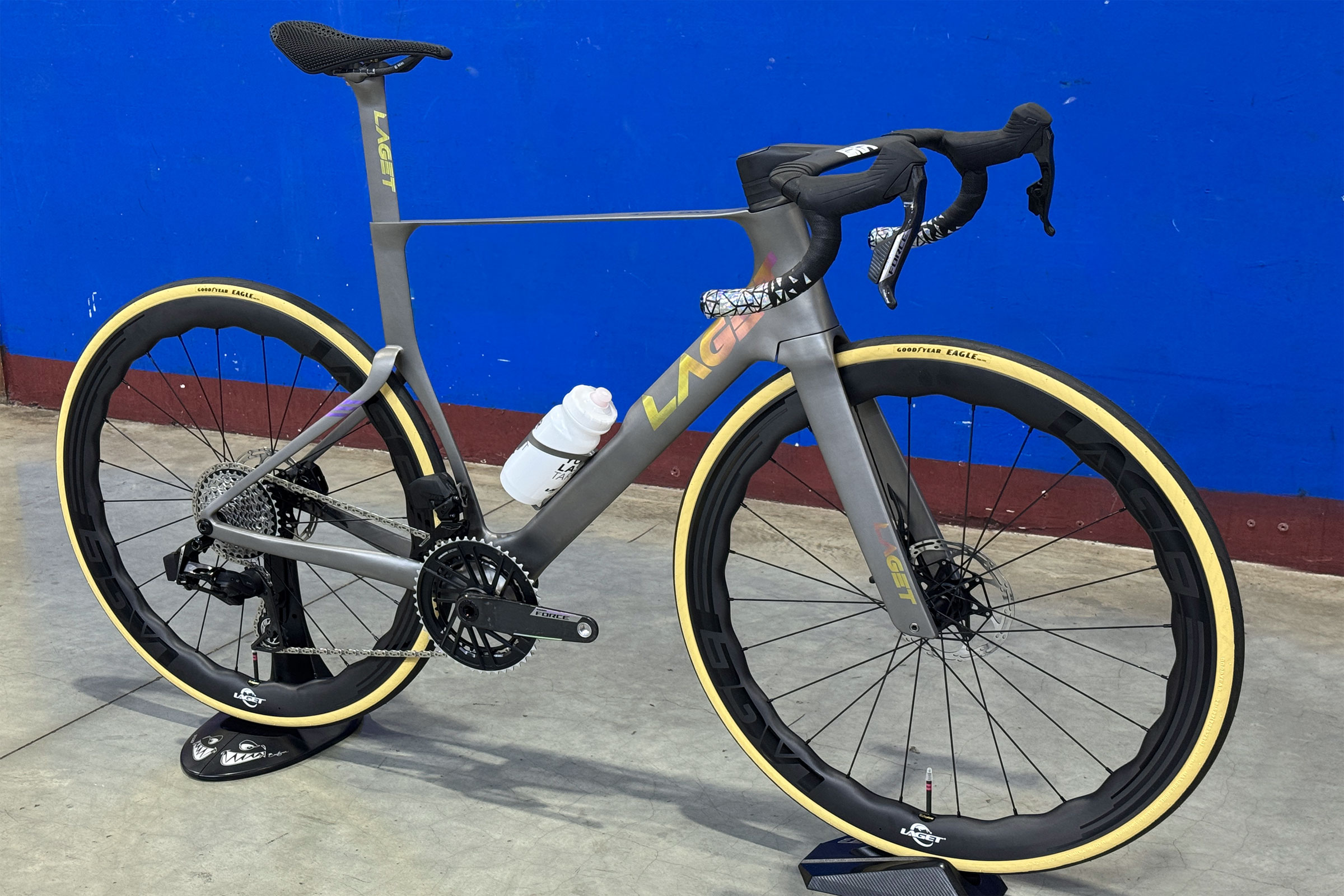 Laget Aero One custom 3D-printed aerodynamic titanium road bike