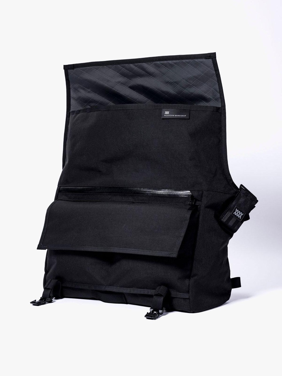 Mission Workshop Manifest X51 black open