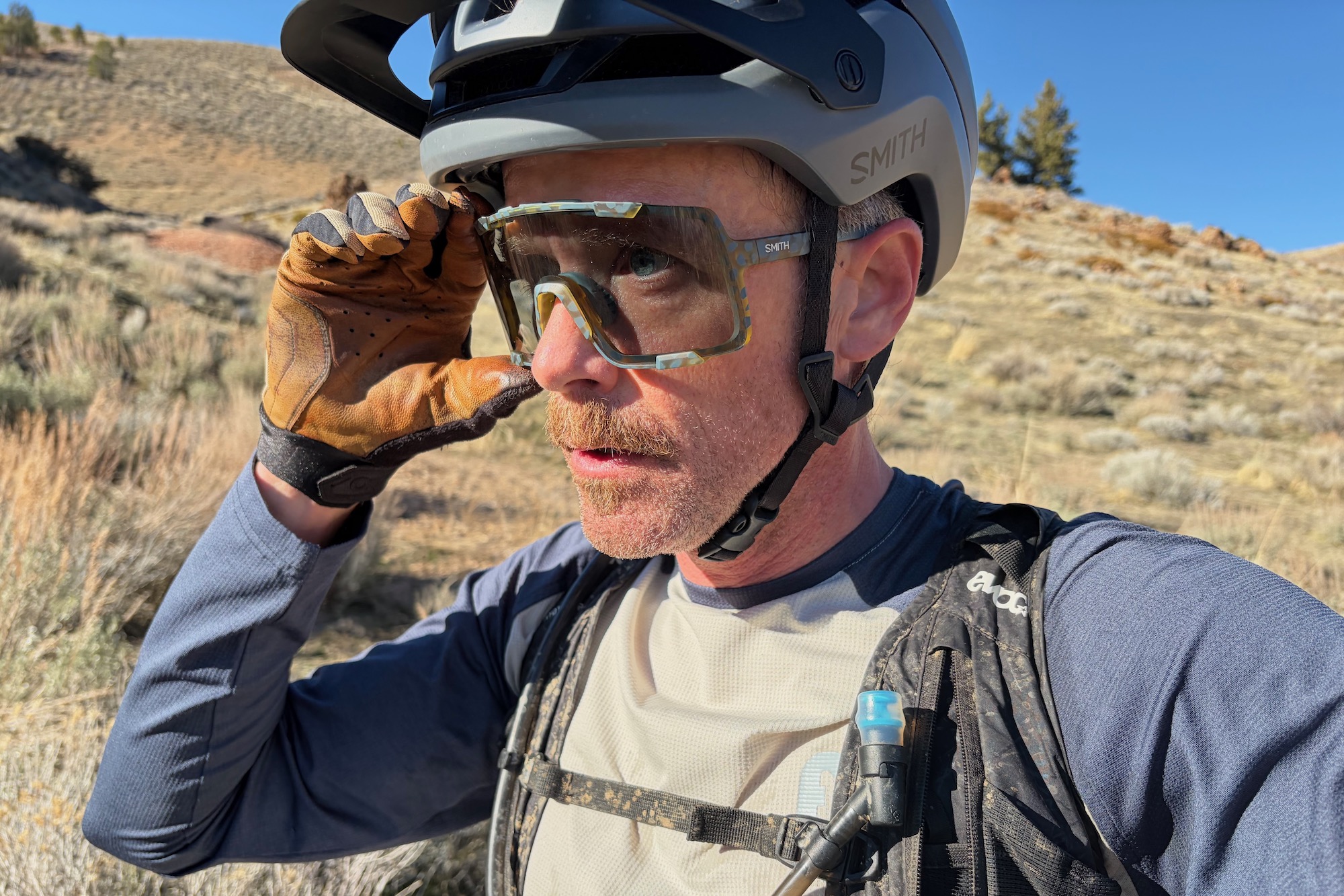 adjusting the Syncline glasses on the face