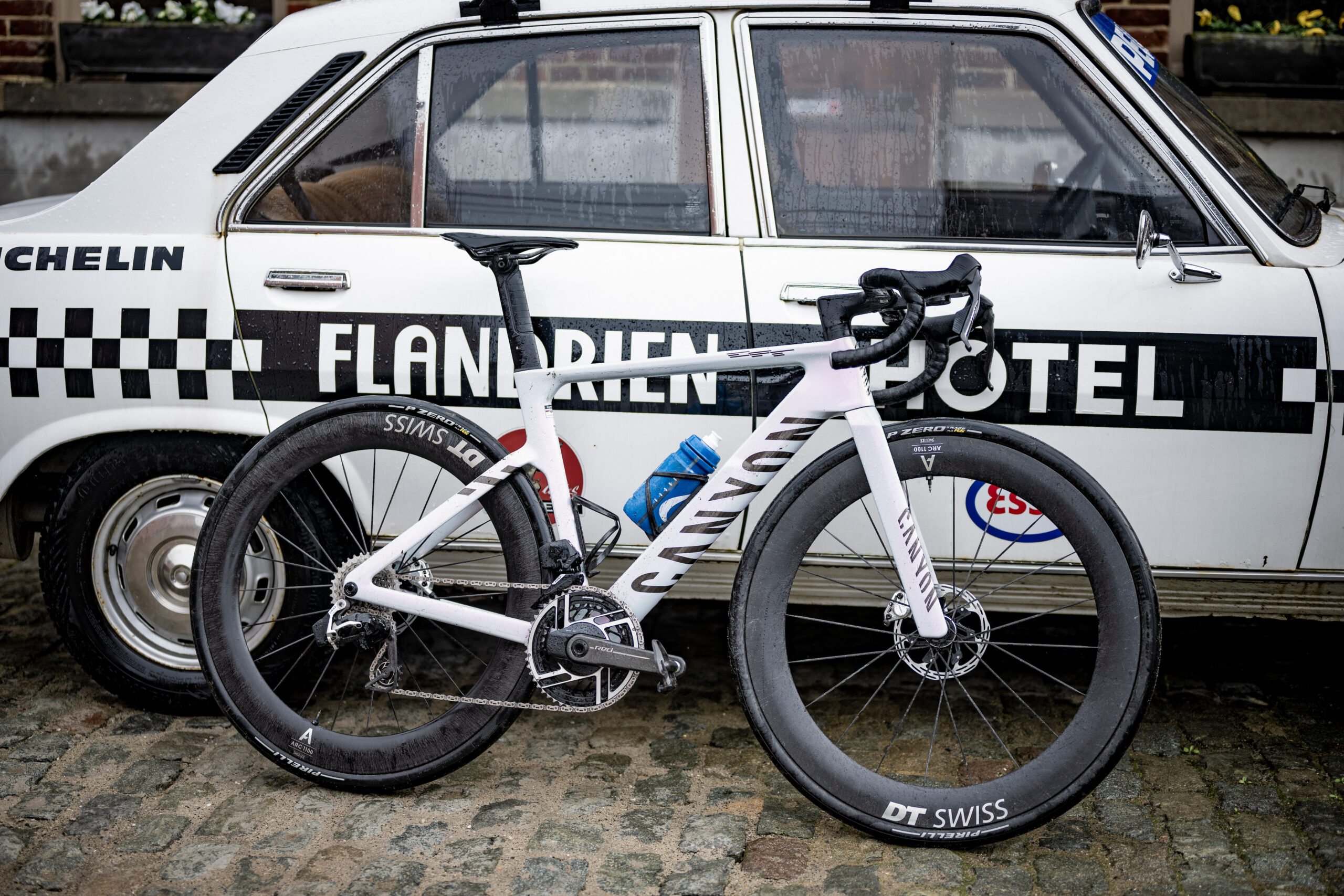 Canyon Endurace CFR bar in the wild - Kramo