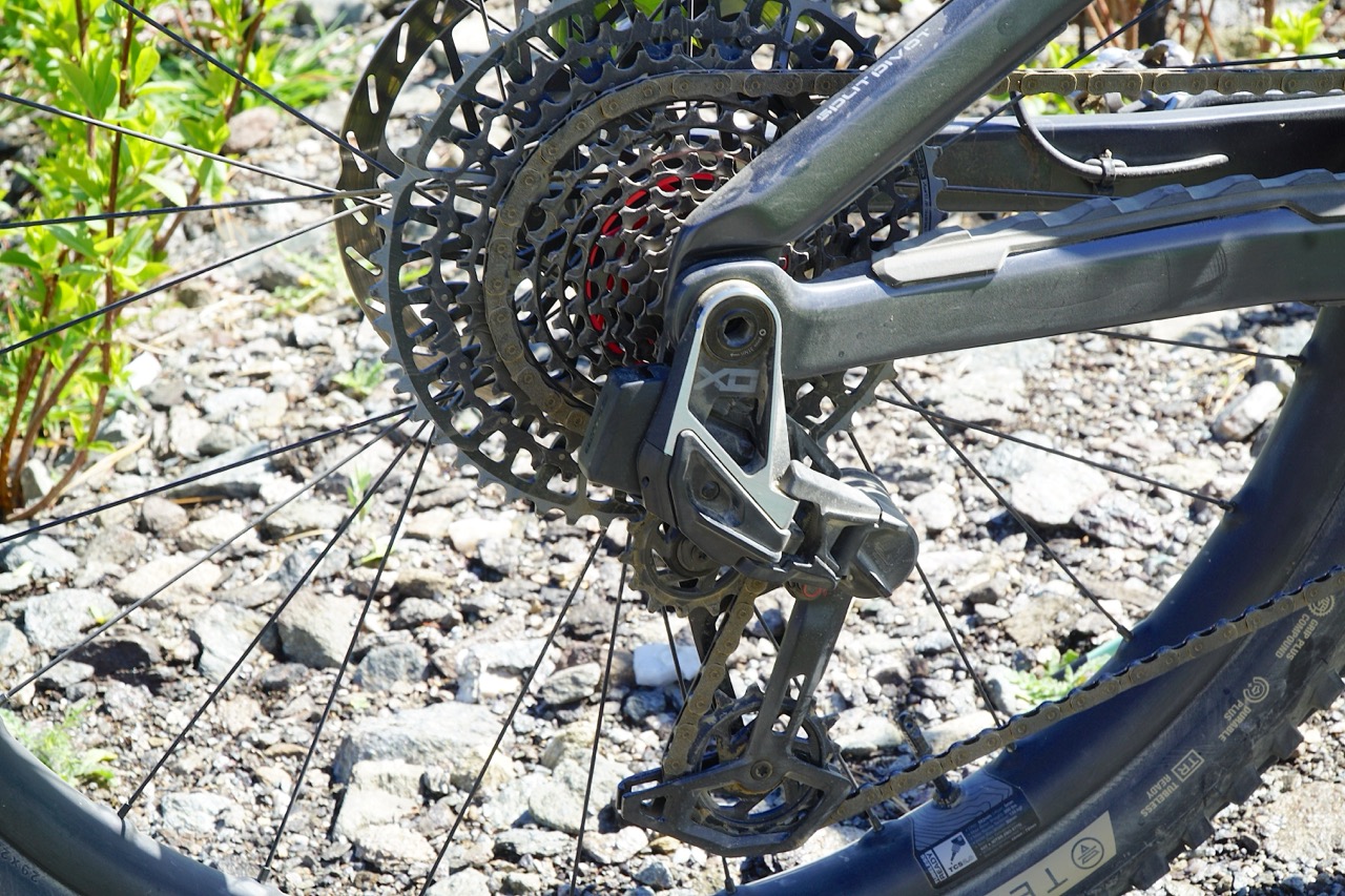 Salsa Cycles Moraine C XO AXS Launch:Review rear der