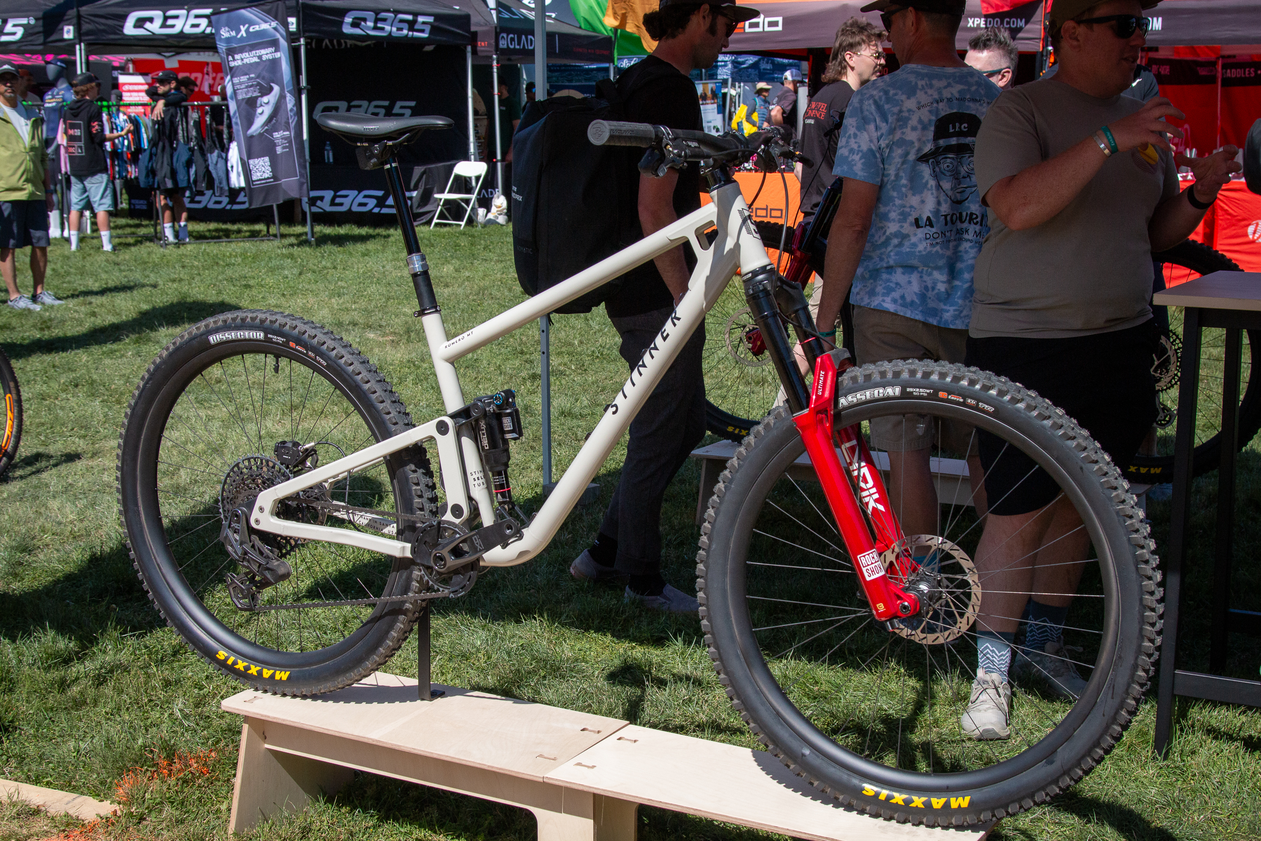 Stinner full suspension bike sea otter at angle