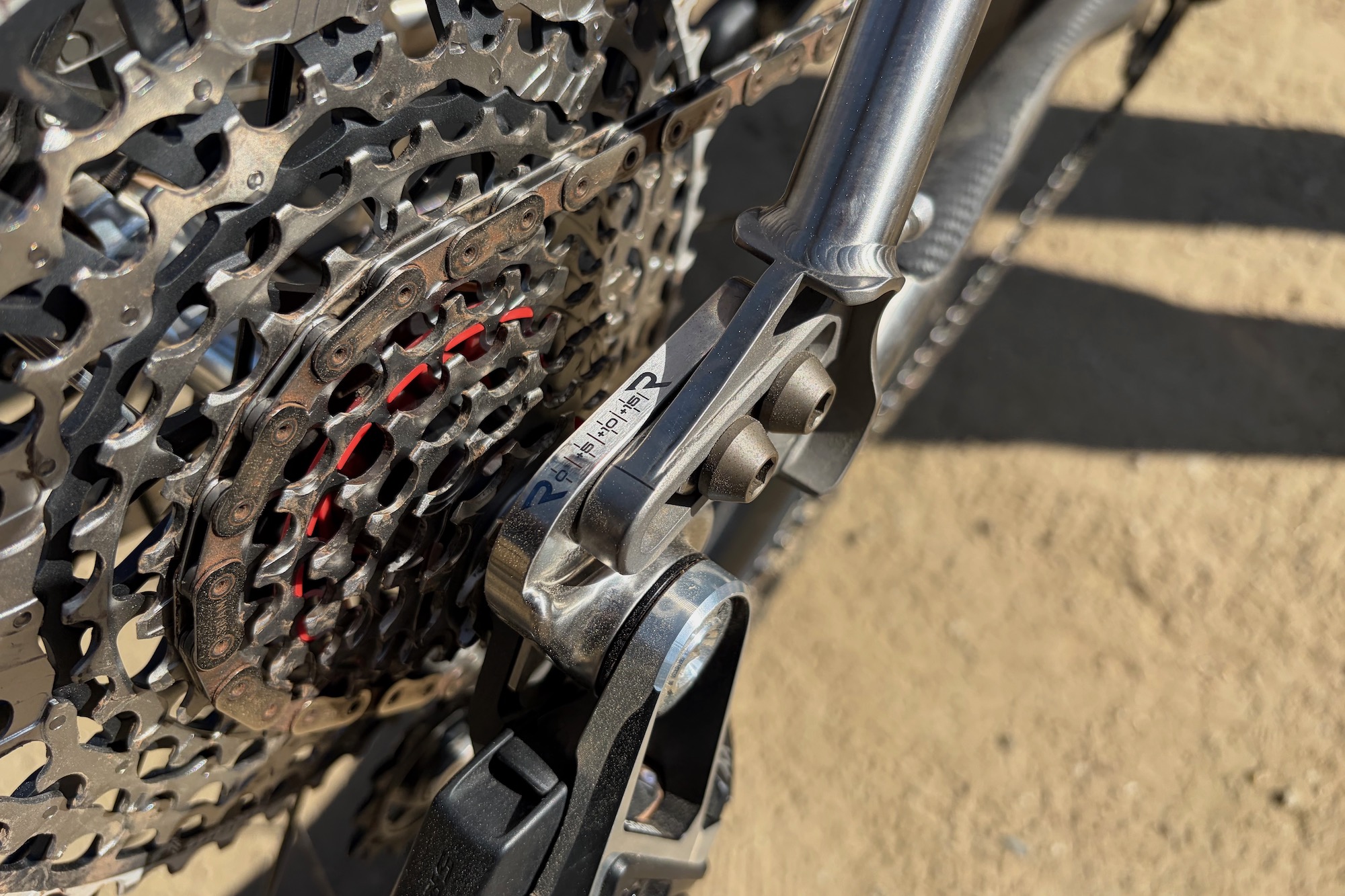 the sliding dropout system ont he 32" Revel ti hardtail at Sae otter.